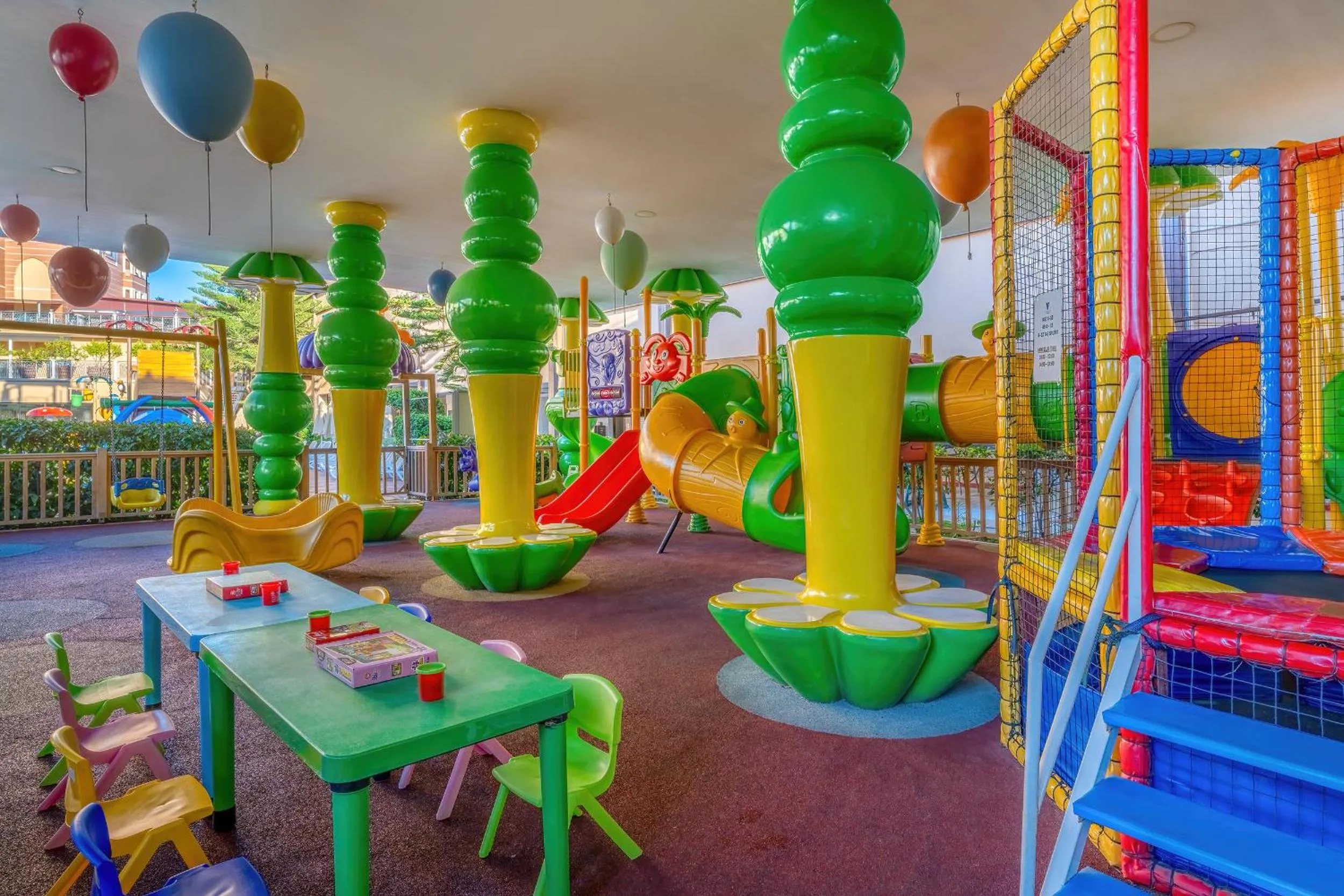 Kids's club in Villa Side Residence