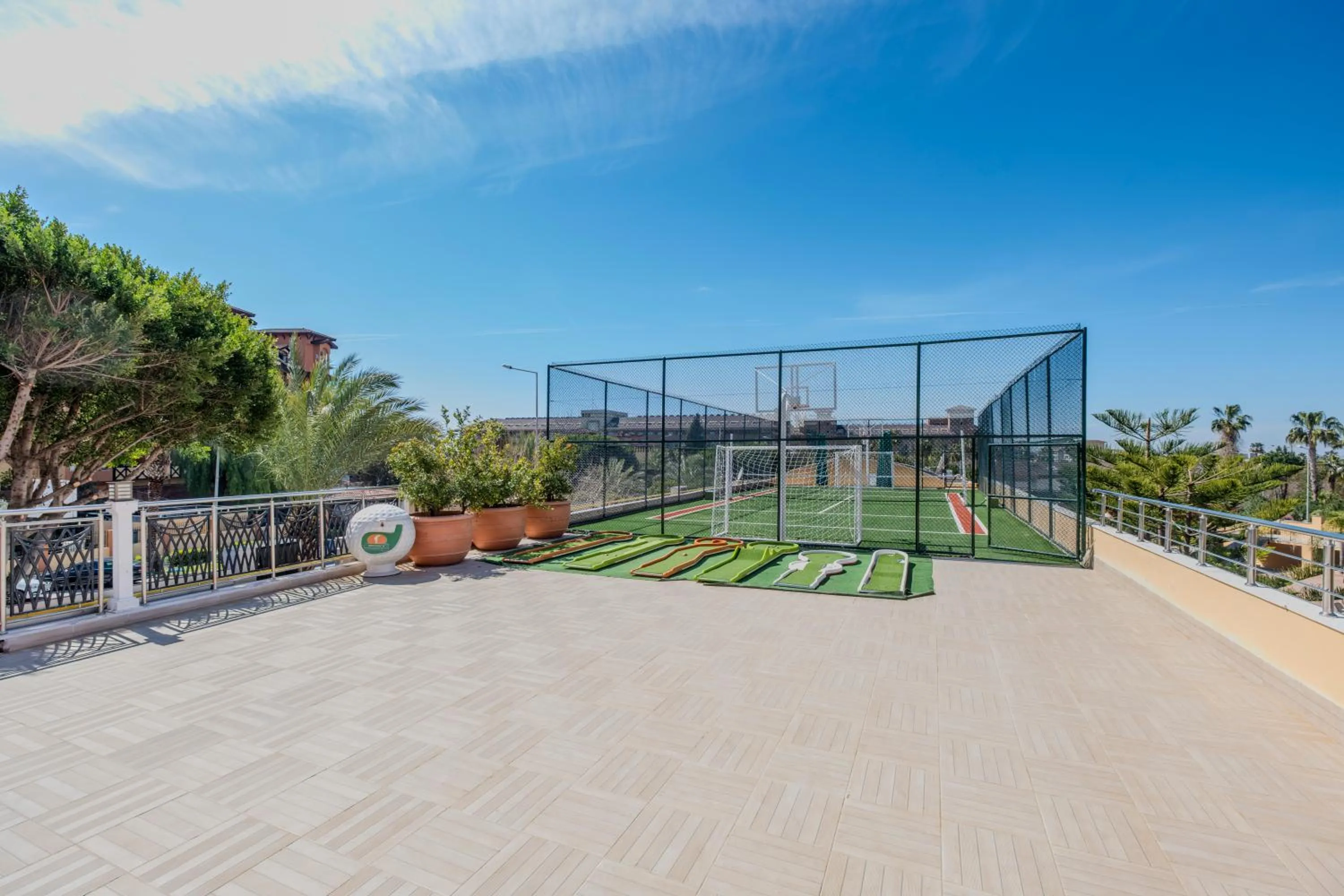 Minigolf in Villa Side Residence