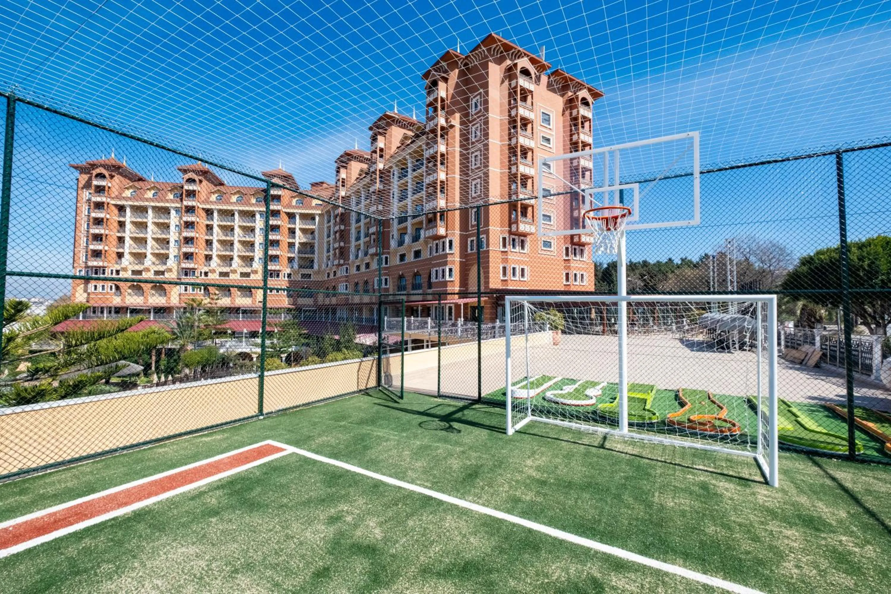 Minigolf in Villa Side Residence