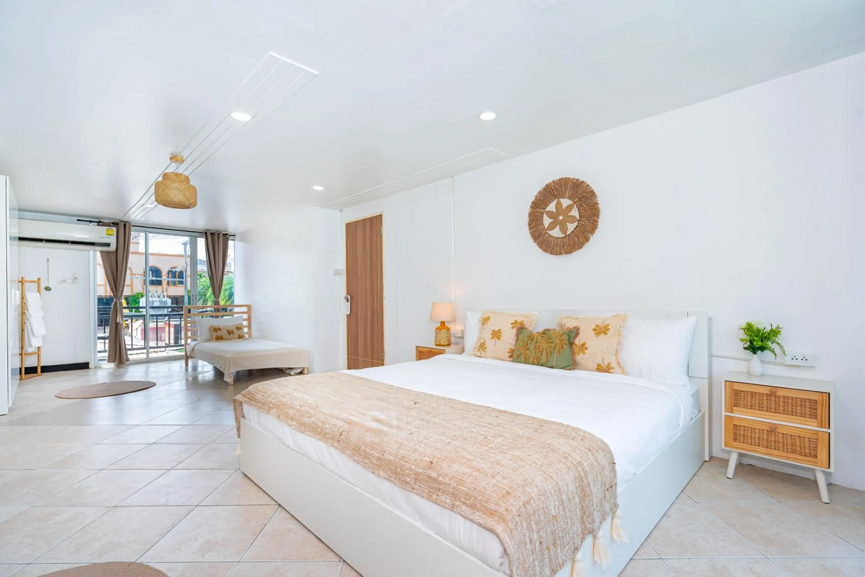 Bedroom, Bed in Kata Station Boutique Hotel