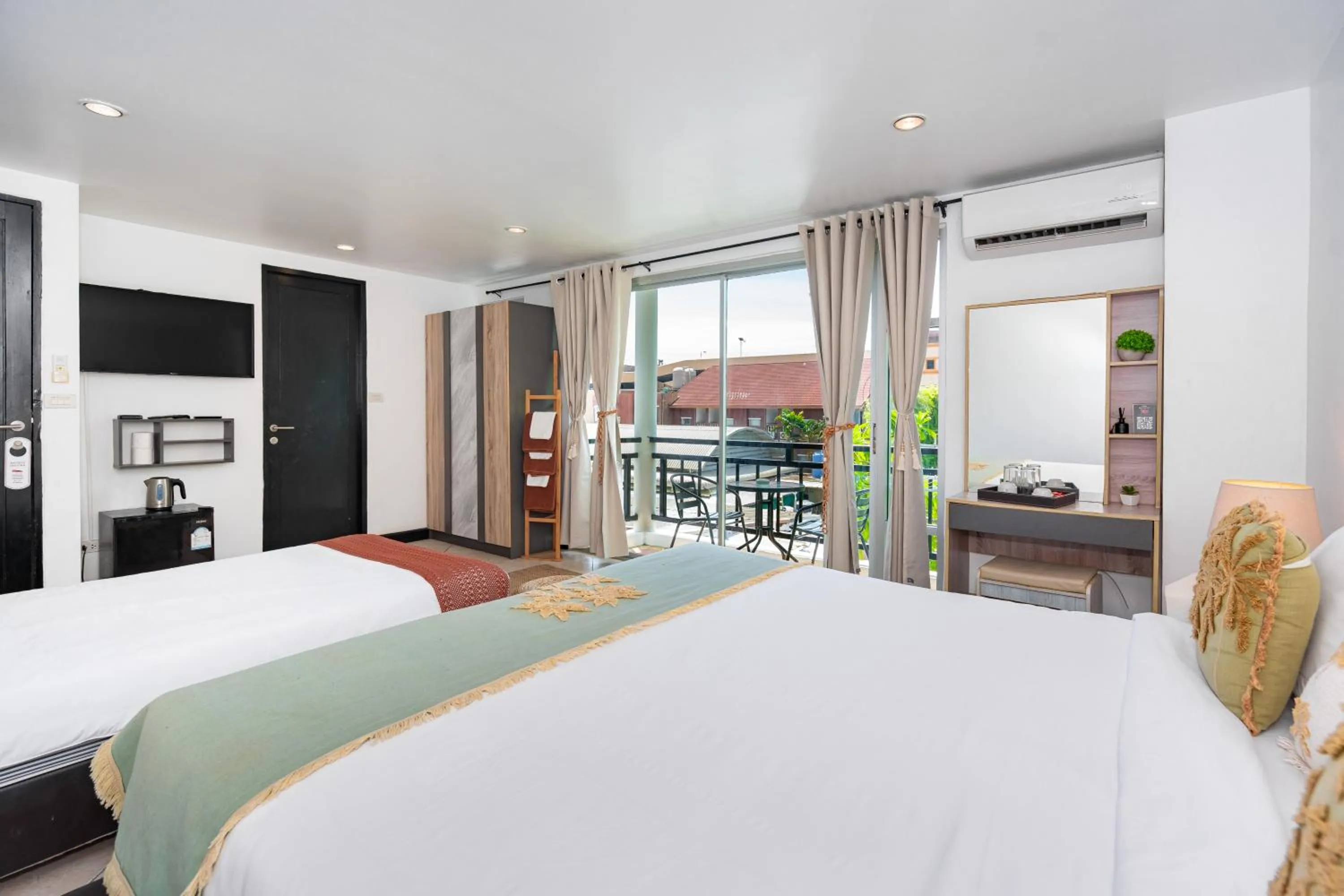 Bedroom, Bed in Kata Station Boutique Hotel