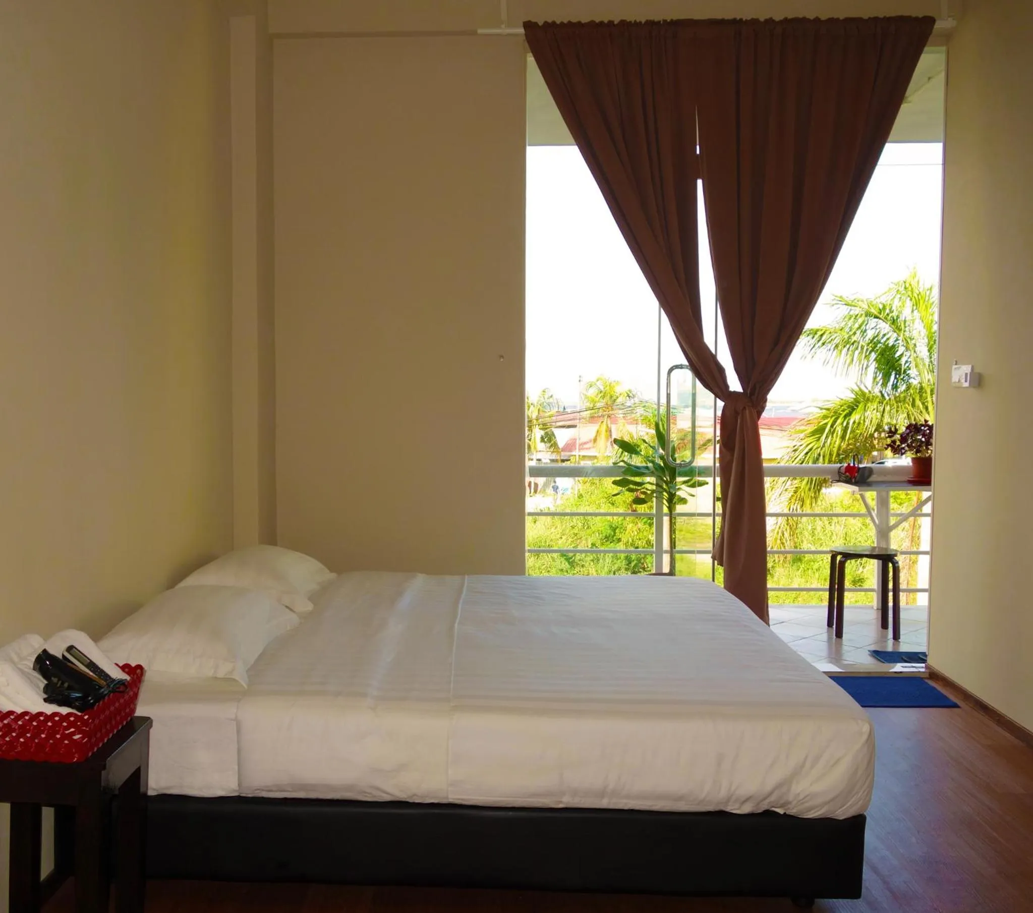 Photo of the whole room in AE Semporna Guesthouse 极潜旅店