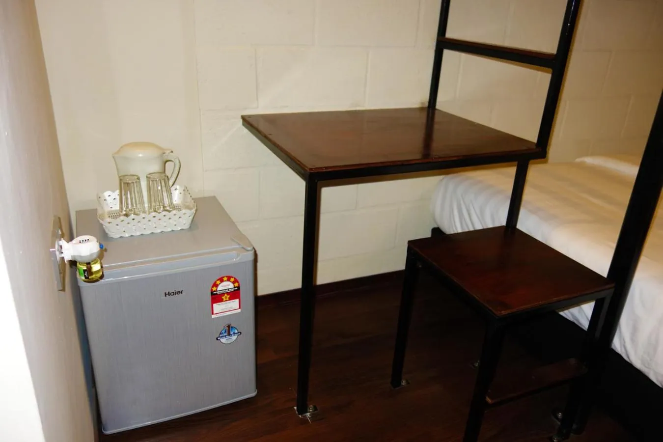 oven in AE Semporna Guesthouse 极潜旅店