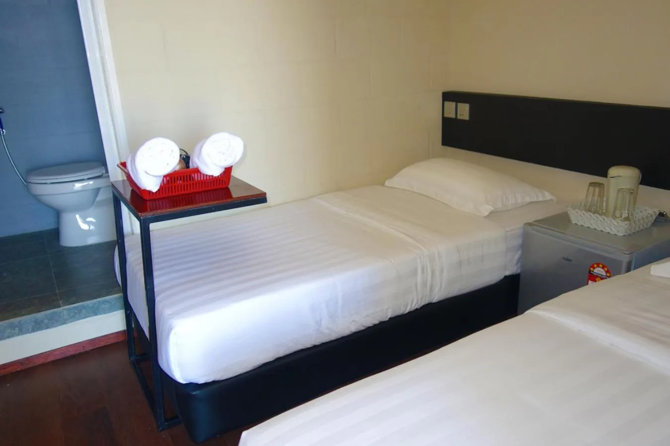 Bed in AE Semporna Guesthouse 极潜旅店