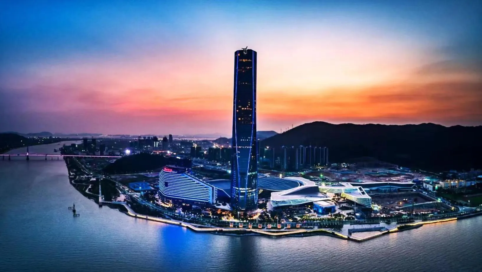 Property building in The St. Regis Zhuhai