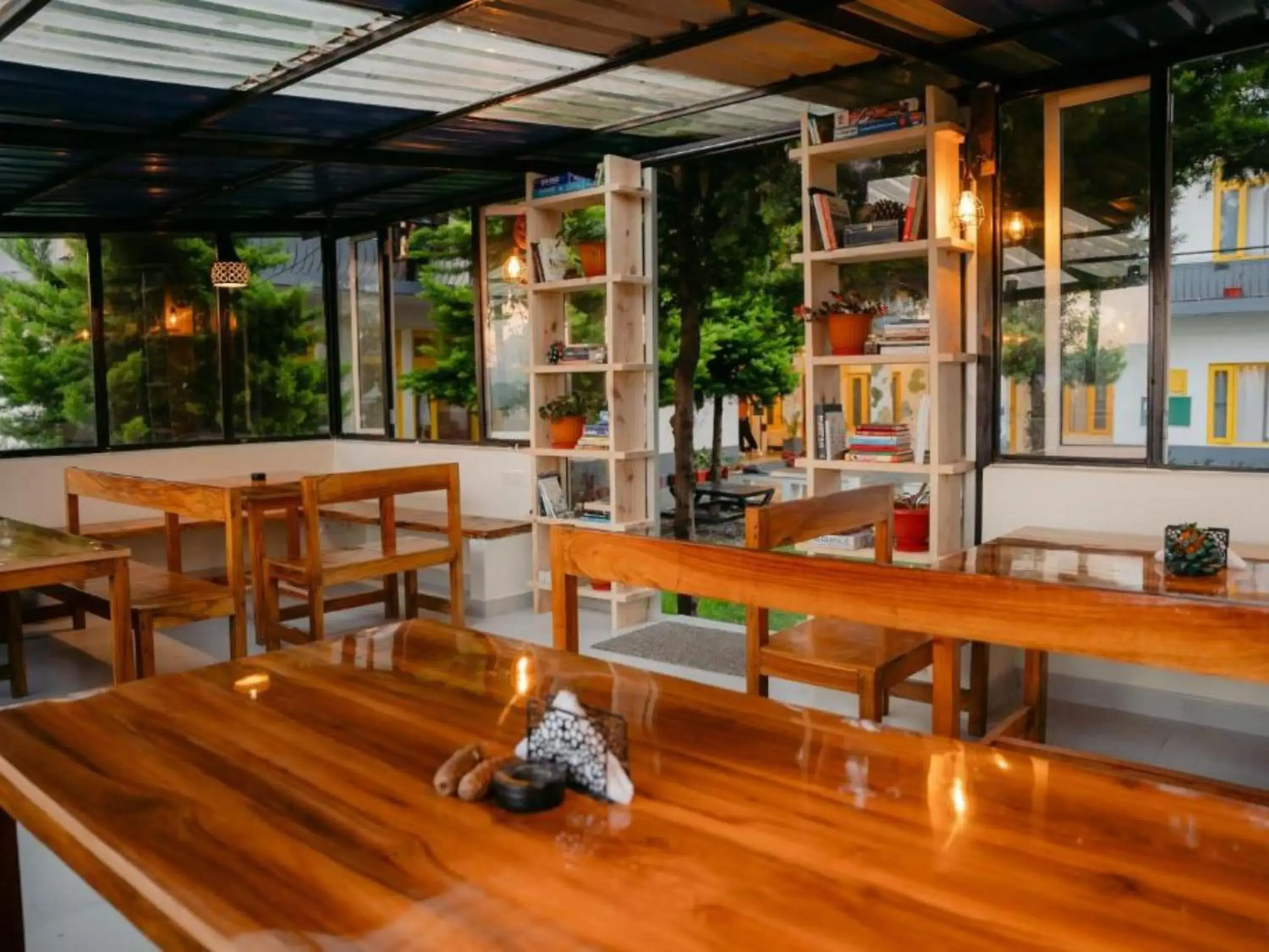 Restaurant/places to eat in The Hosteller Bir Restaurant/places to eat in The Hosteller Bir