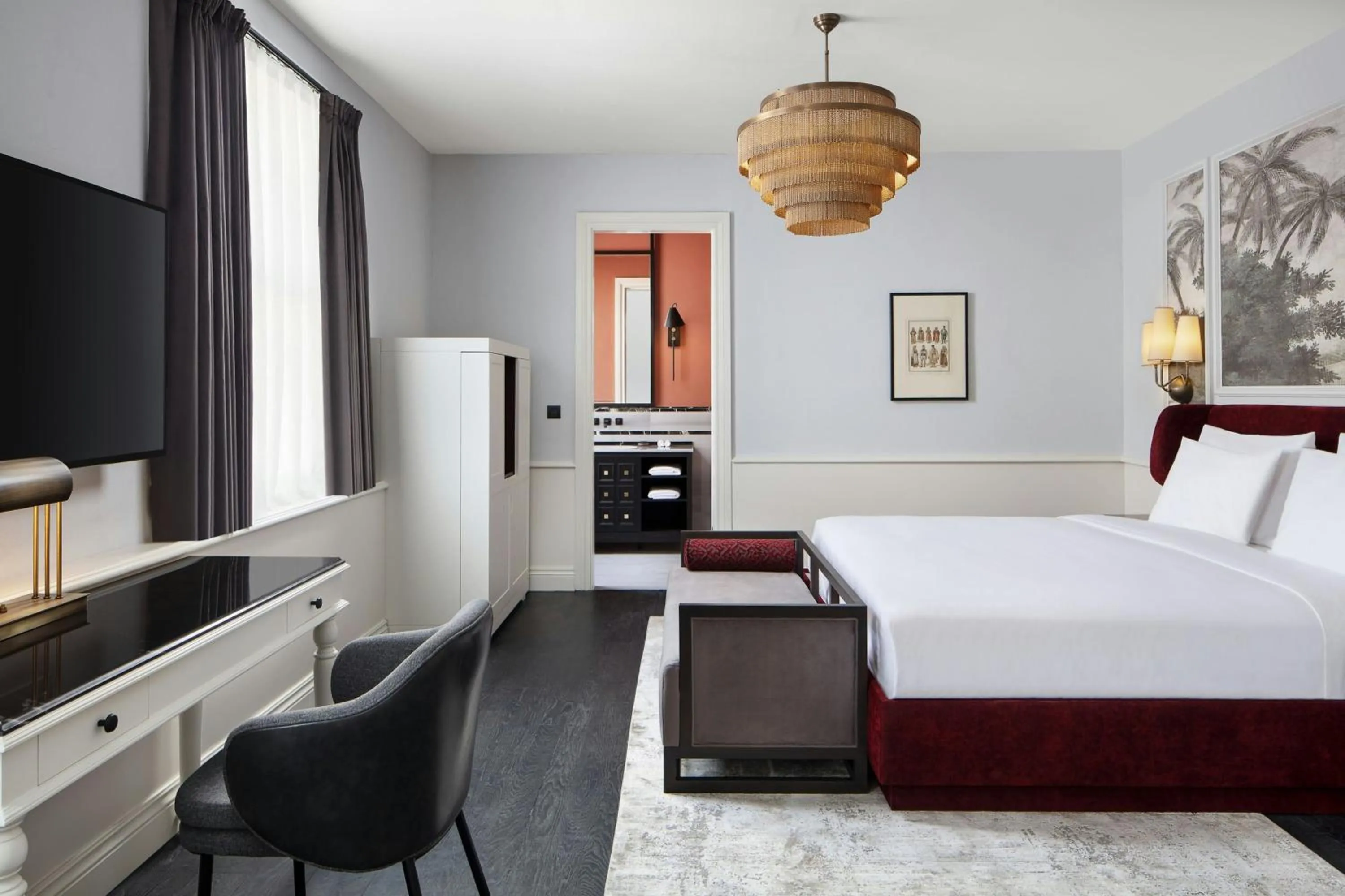 Photo of the whole room, Bed in Adahan DeCamondo Pera, Autograph Collection