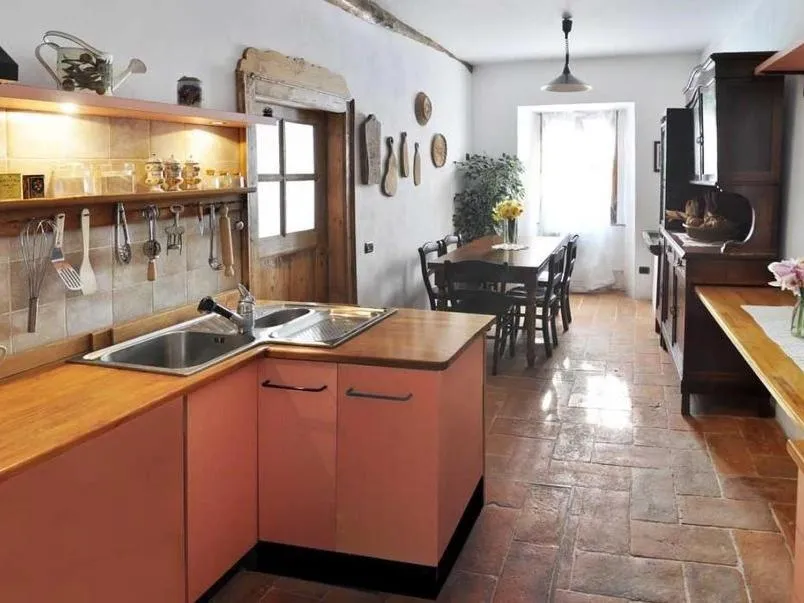 Dining area in B&B Aquarelle