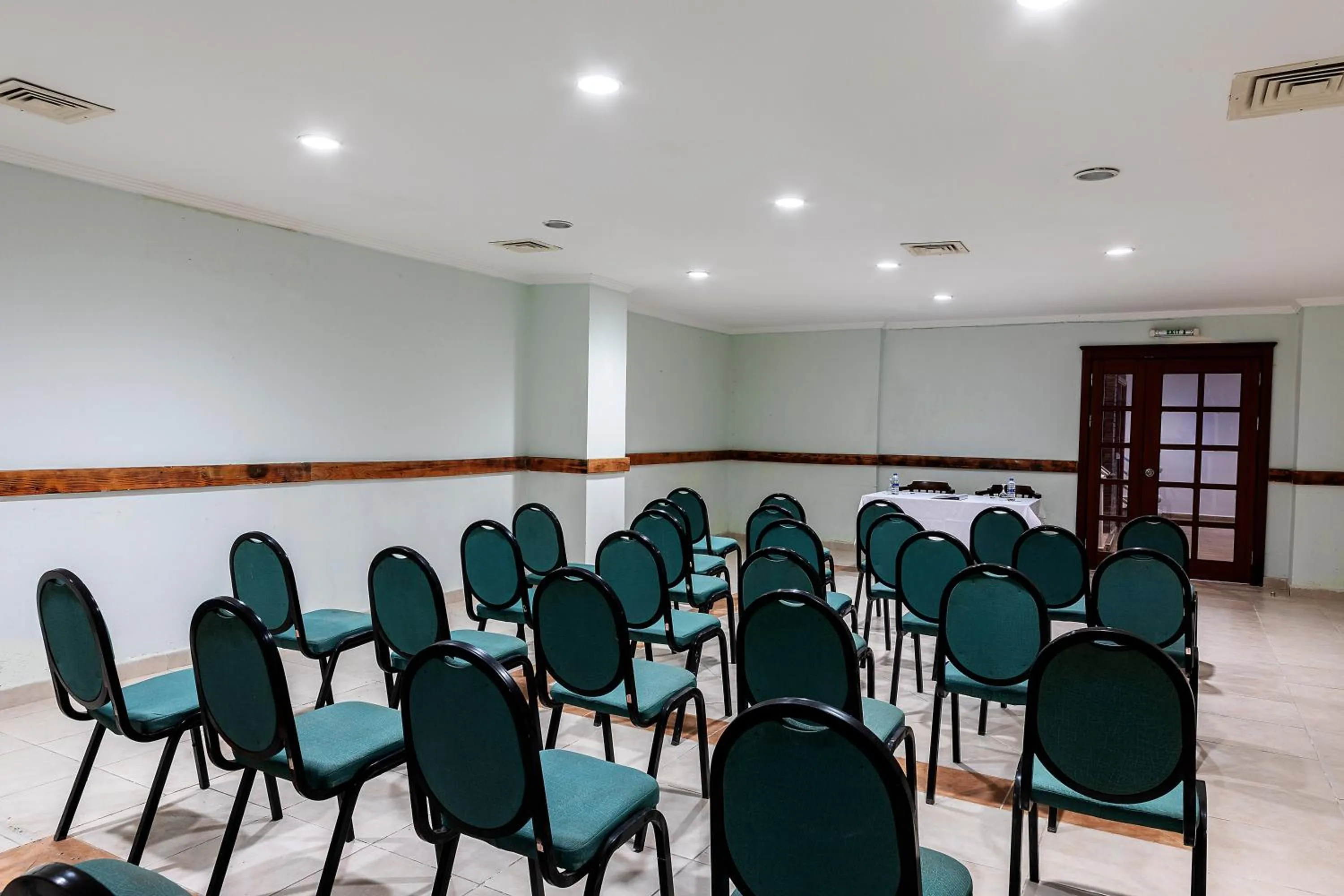 Meeting/conference room in Kayamaris Hotel
