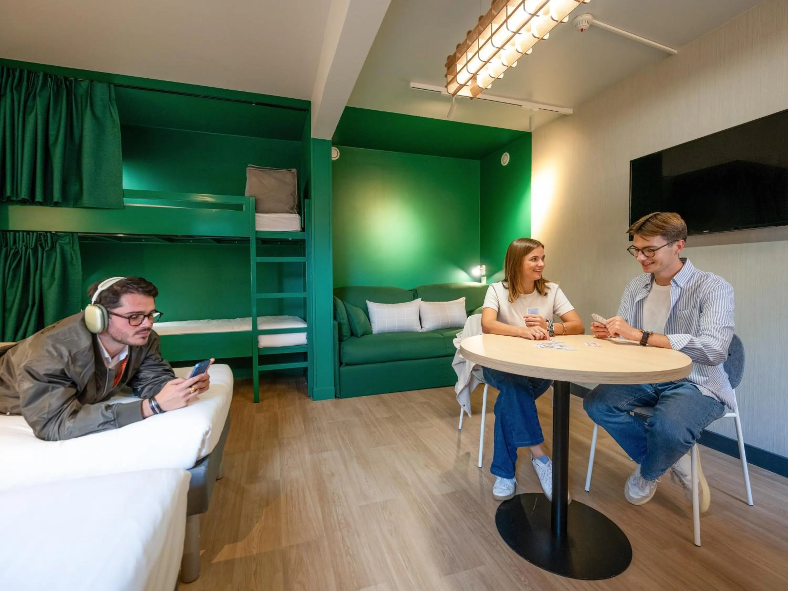 Bed in Ibis Budget Orly Chevilly Tram 7