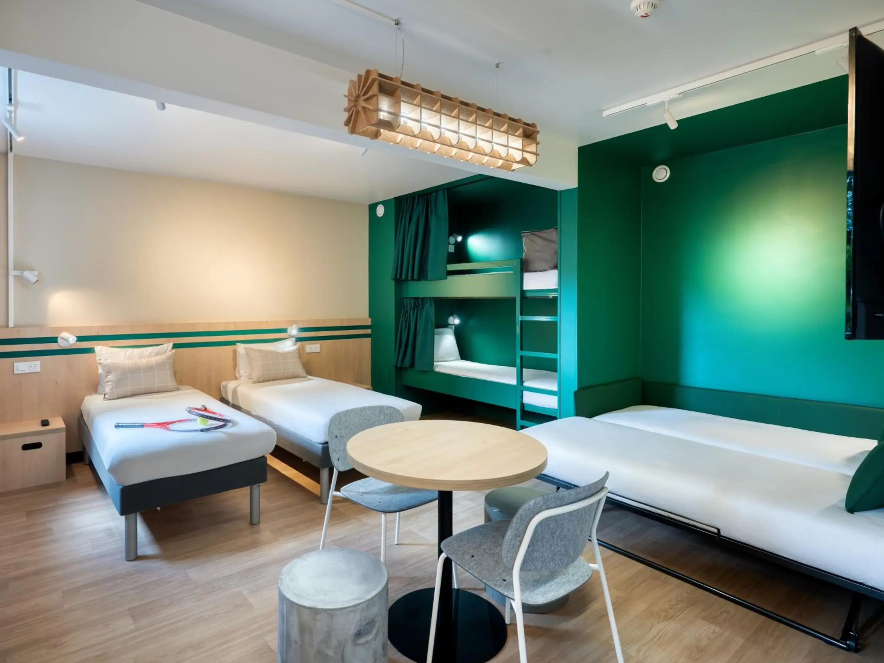 Bedroom, Bed in Ibis Budget Orly Chevilly Tram 7 Bedroom, Bed in Ibis Budget Orly Chevilly Tram 7