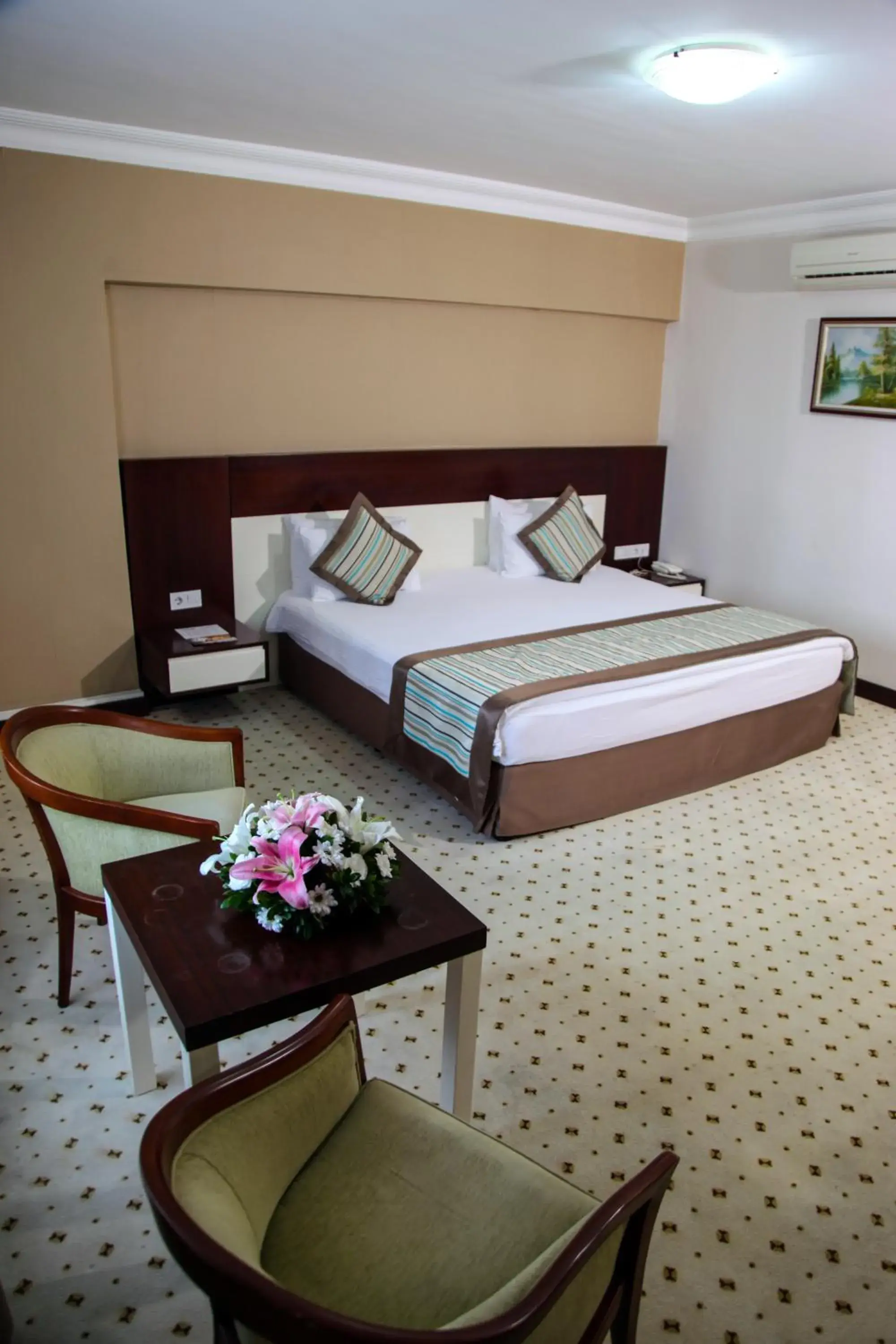 Junior Suite - single occupancy in Hotel Yayoba Junior Suite - single occupancy in Hotel Yayoba