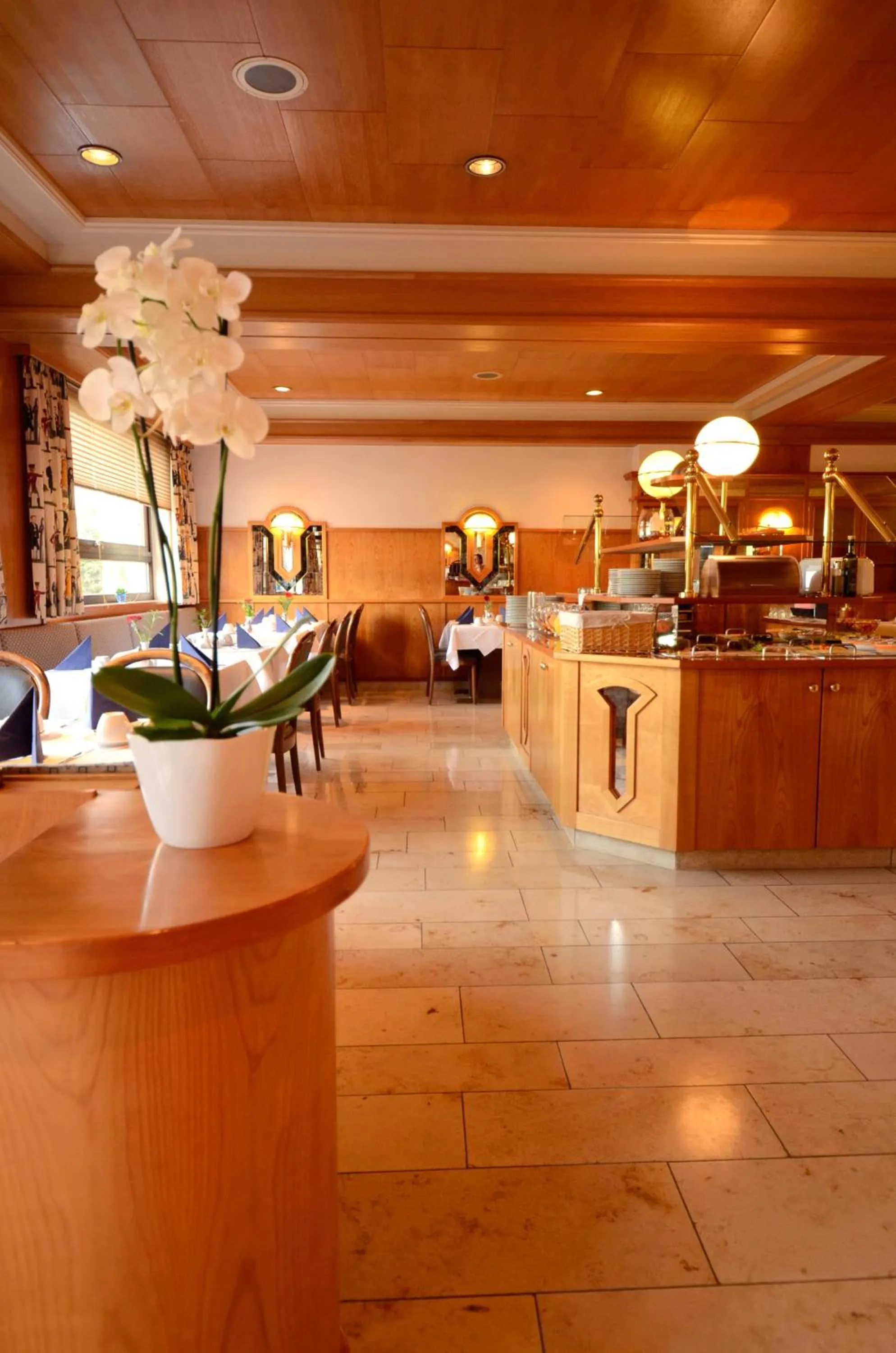 Restaurant/places to eat in Hotel Altbacher Hof