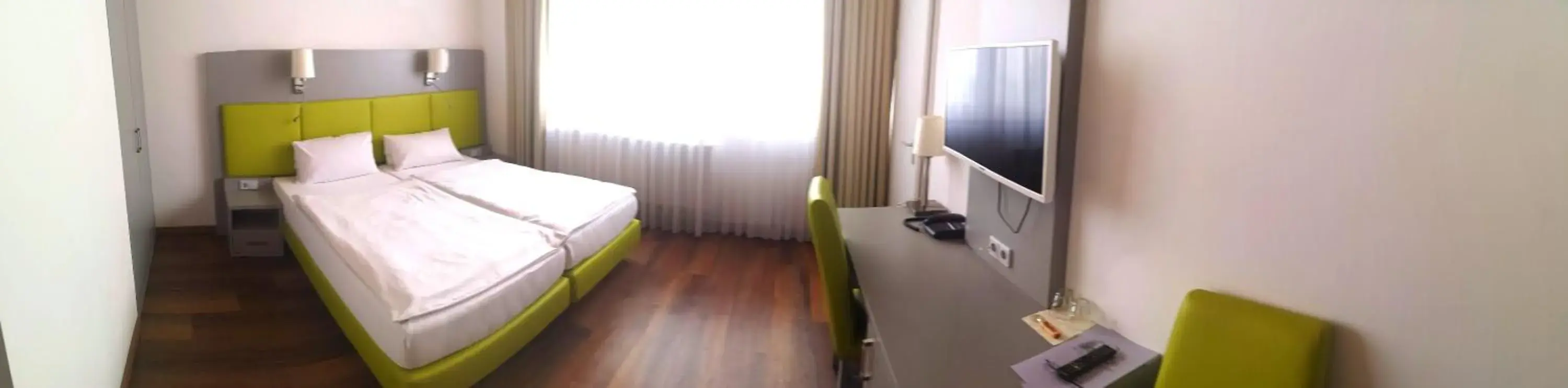 Double Room in Hotel Altbacher Hof Double Room in Hotel Altbacher Hof