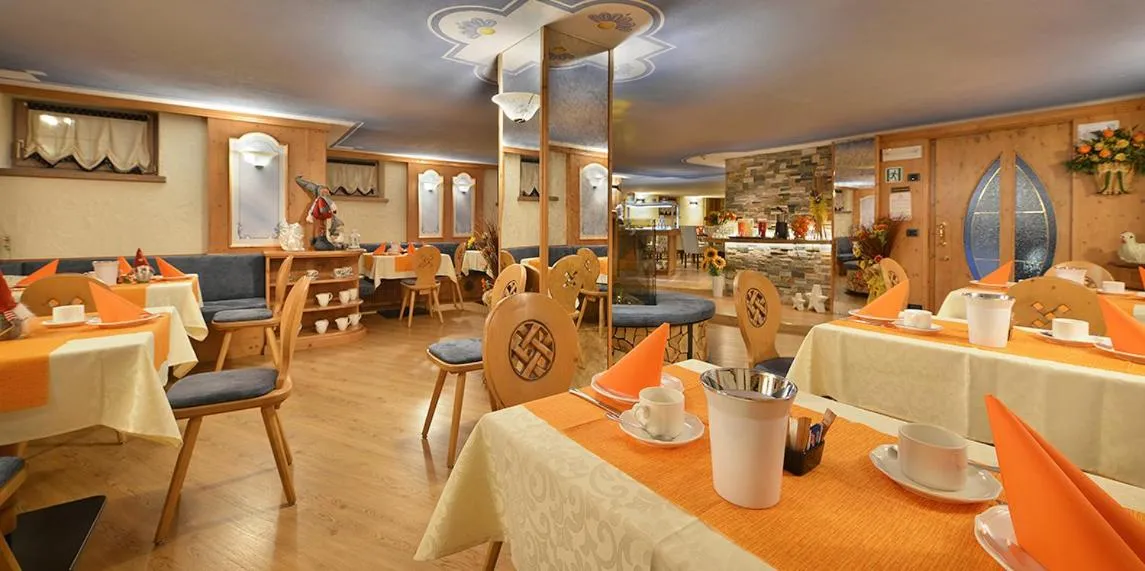 Breakfast in Hotel Piccolo Mondo