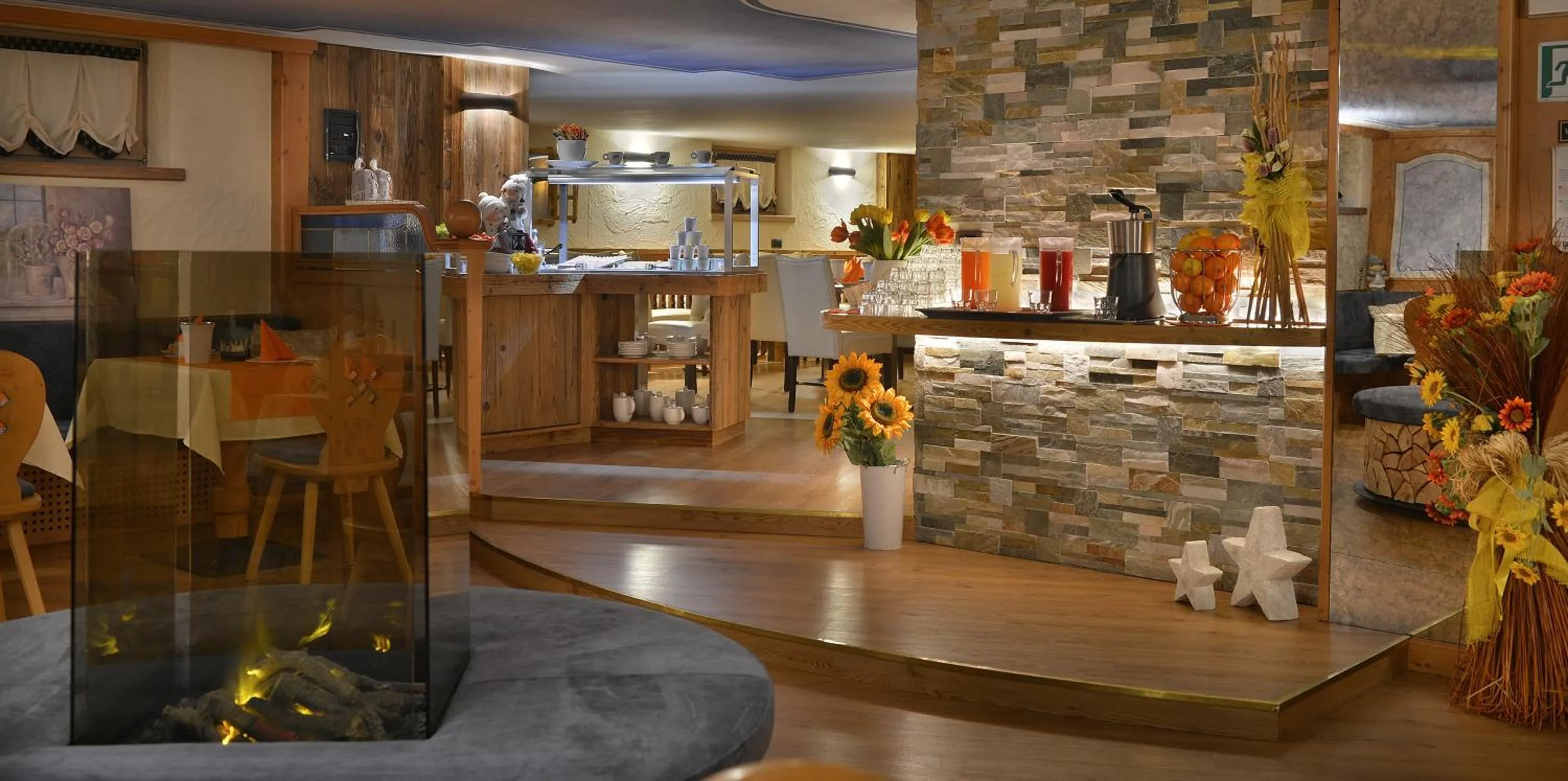 Breakfast in Hotel Piccolo Mondo