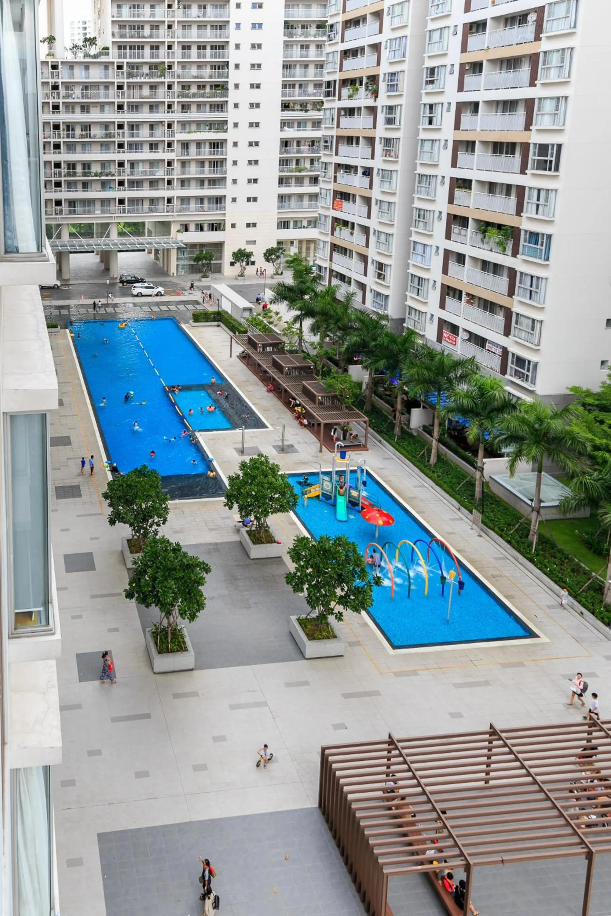 Pool view in Scenic Valley Marvel