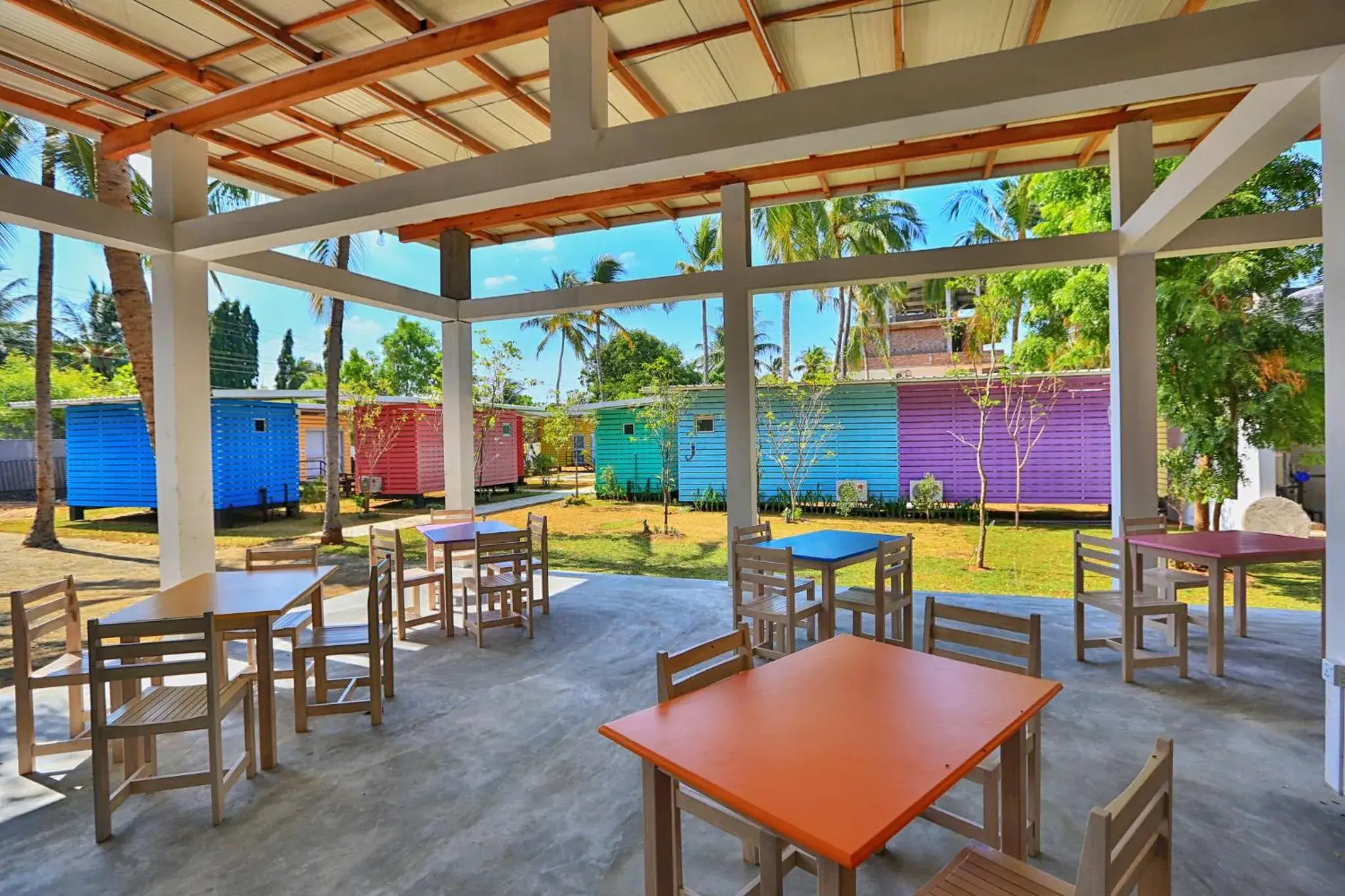 Restaurant/places to eat in Arugambay PodBay Restaurant/places to eat in Arugambay PodBay