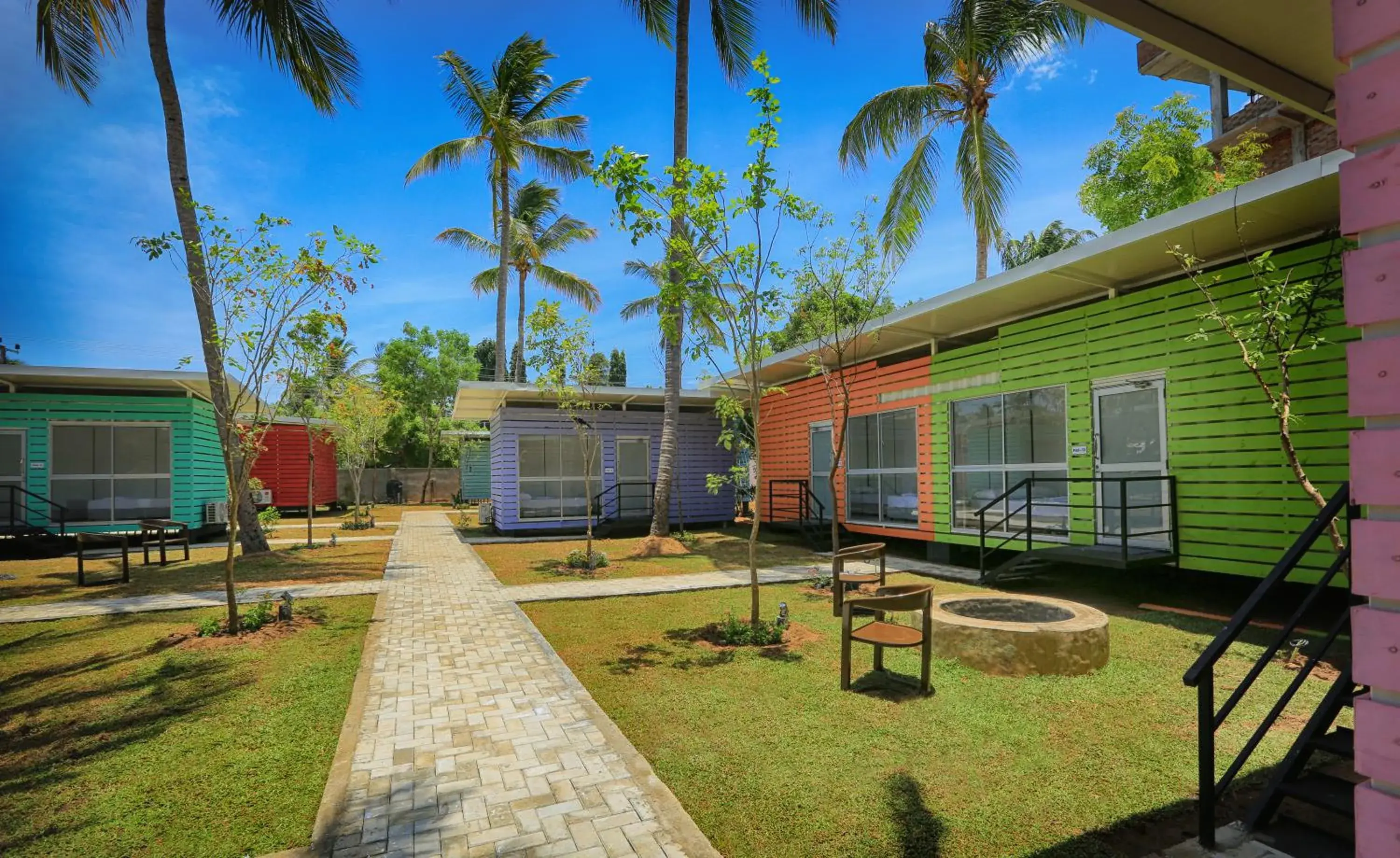 Garden view in Arugambay PodBay Garden view in Arugambay PodBay