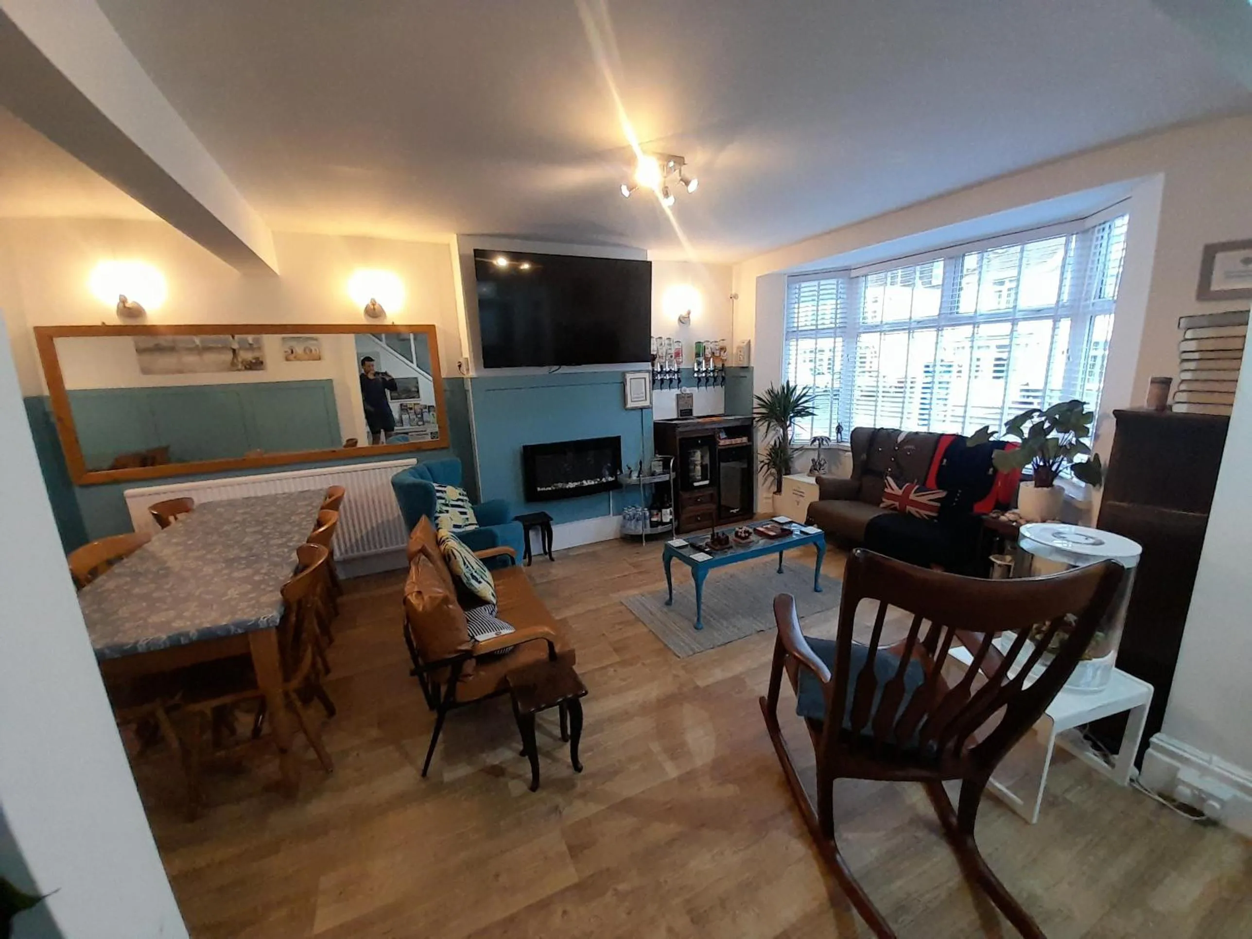 Living room in Torbay Guesthouse