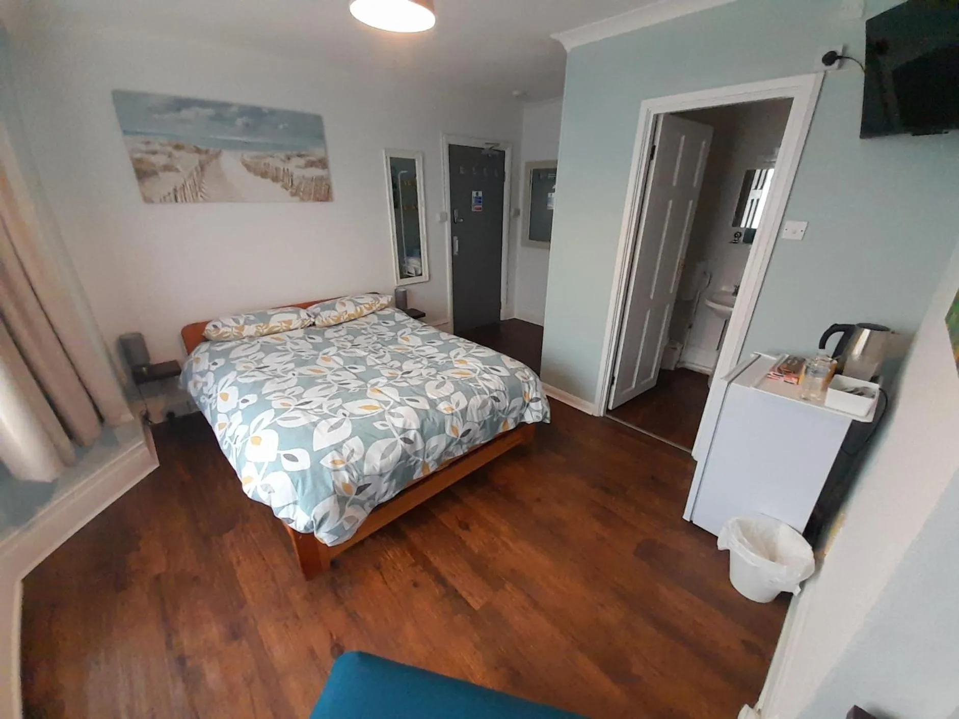 Bedroom, Bed in Torbay Guesthouse