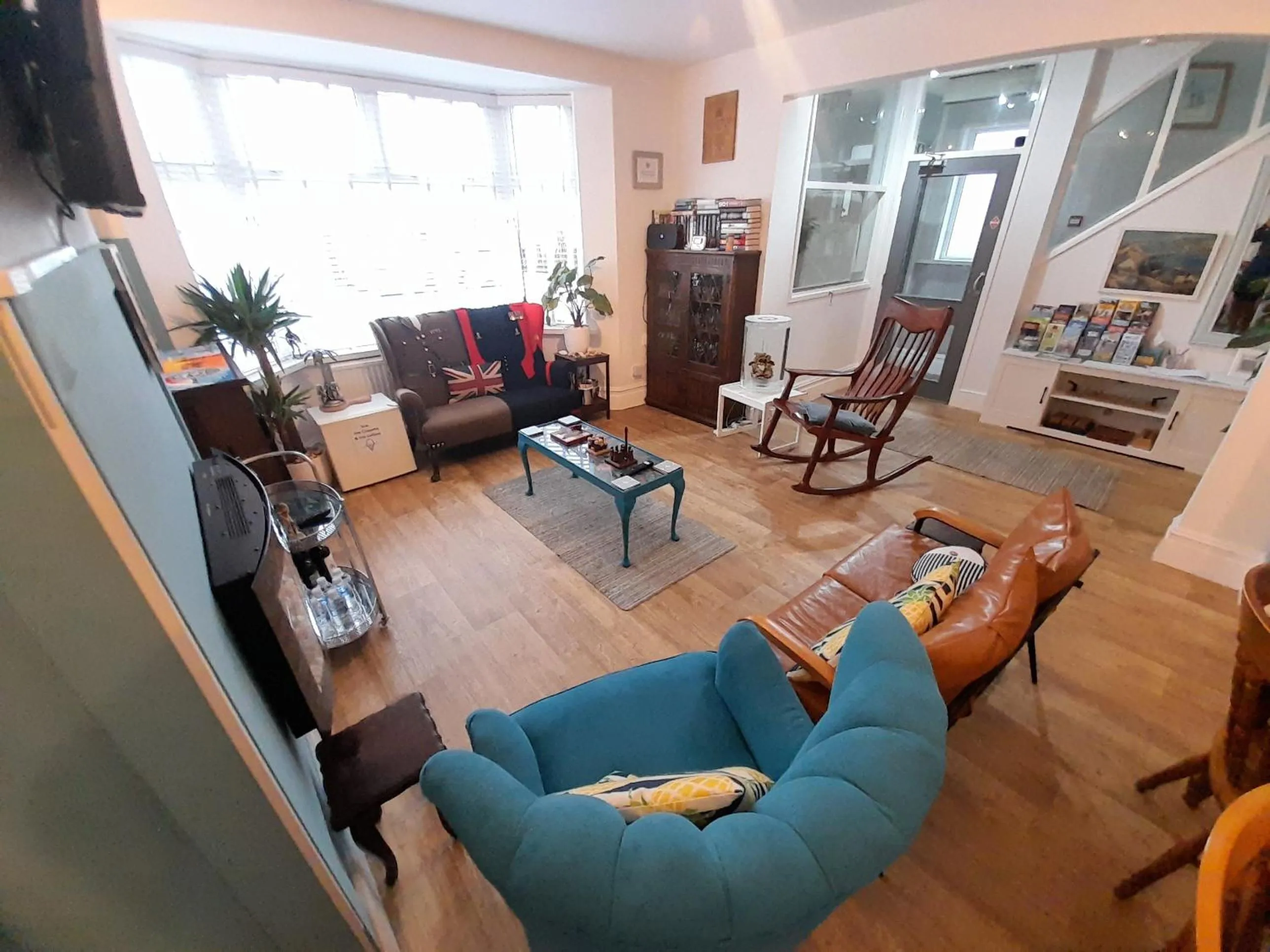 Living room in Torbay Guesthouse