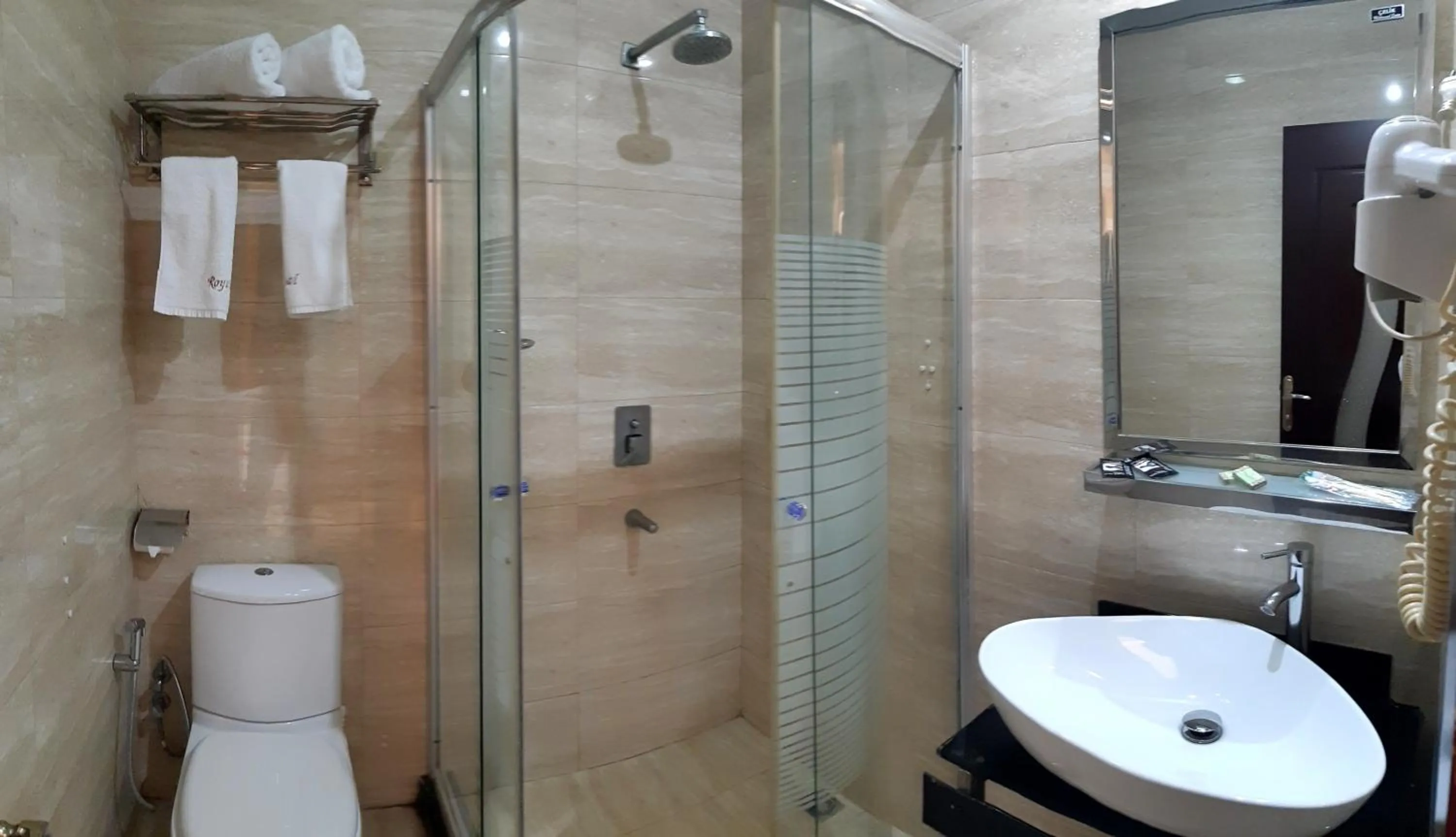 Bathroom in Royal Hotel