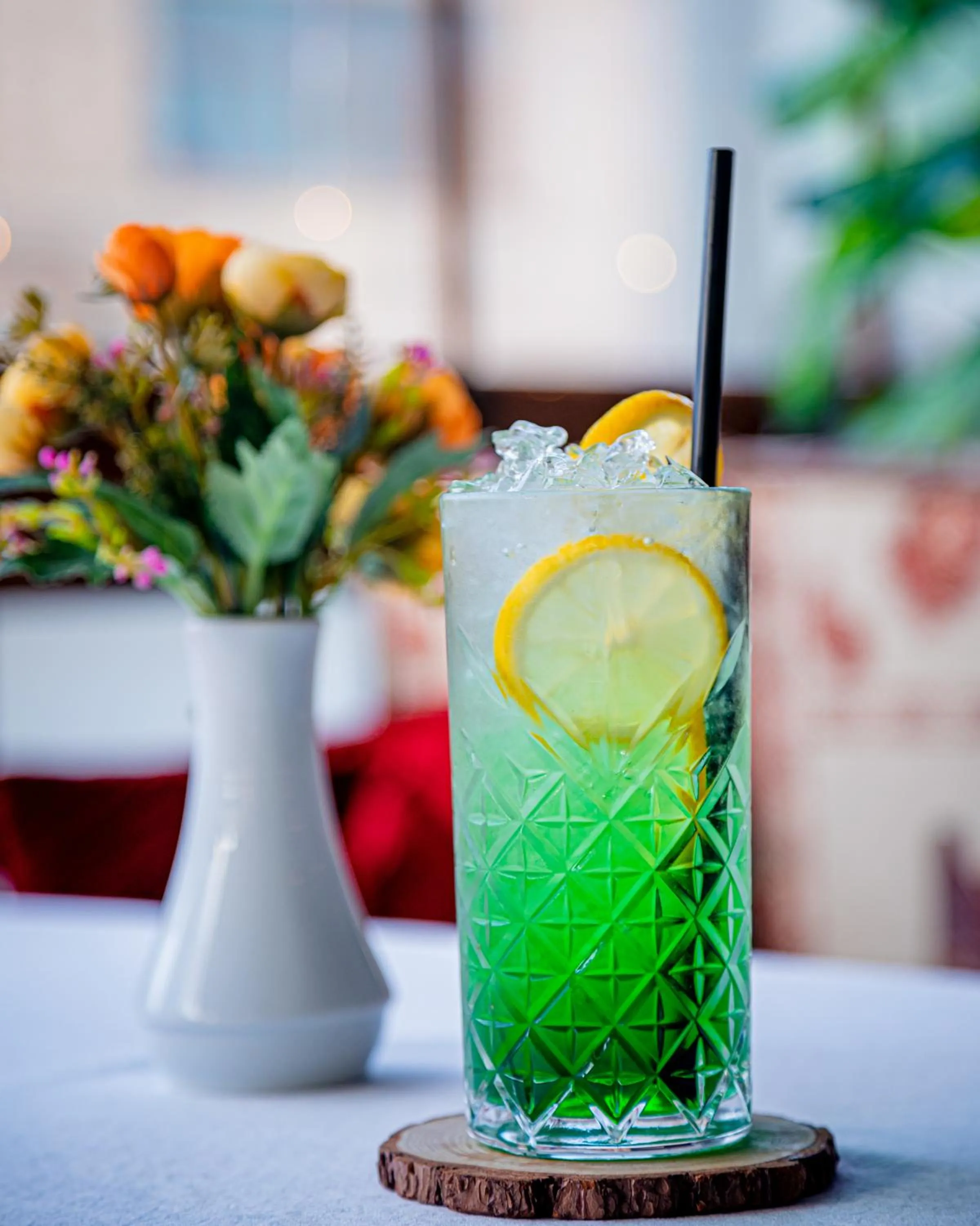 Restaurant/places to eat in Royal Hotel