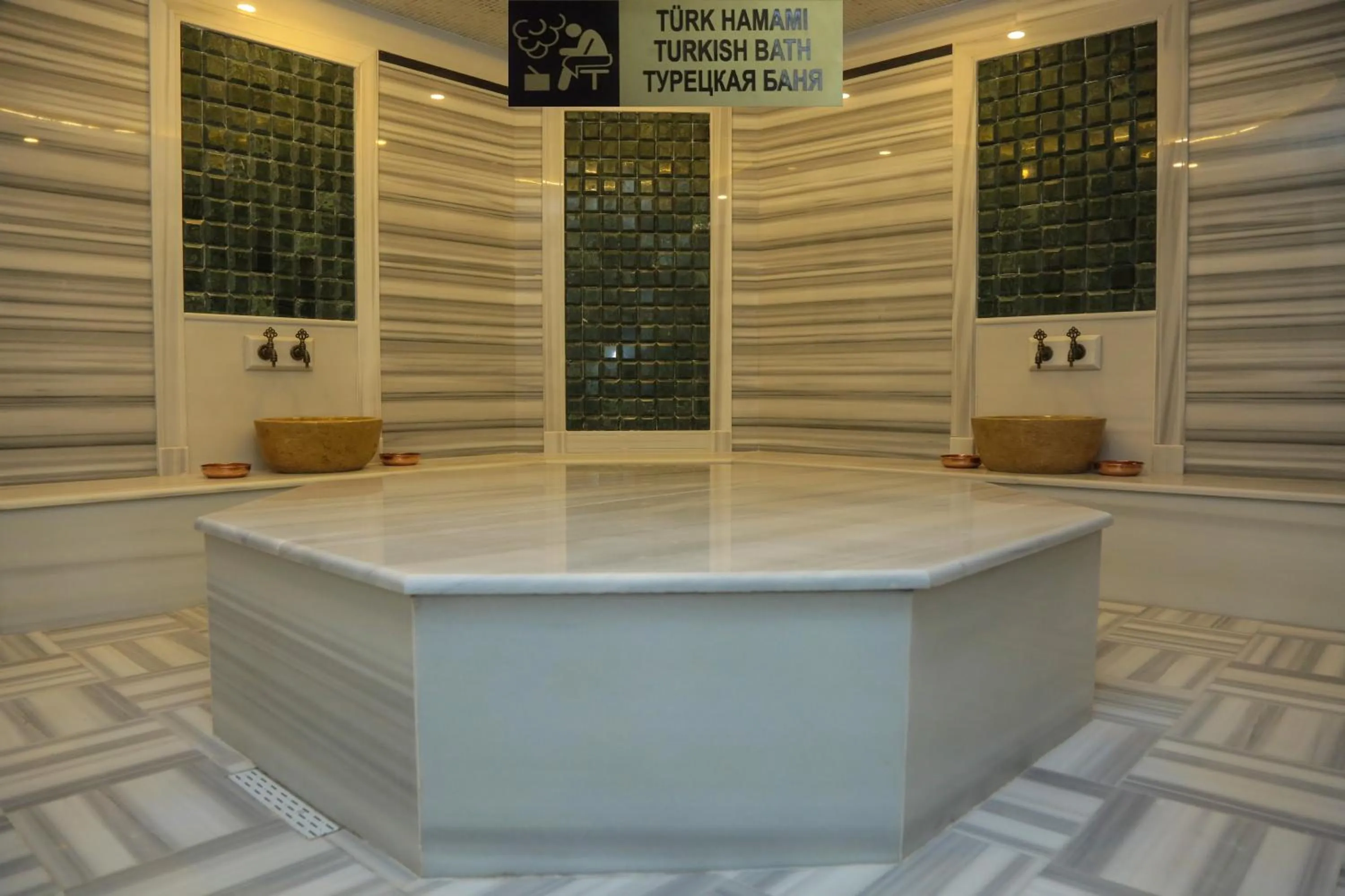 Steam room in Royal Hotel