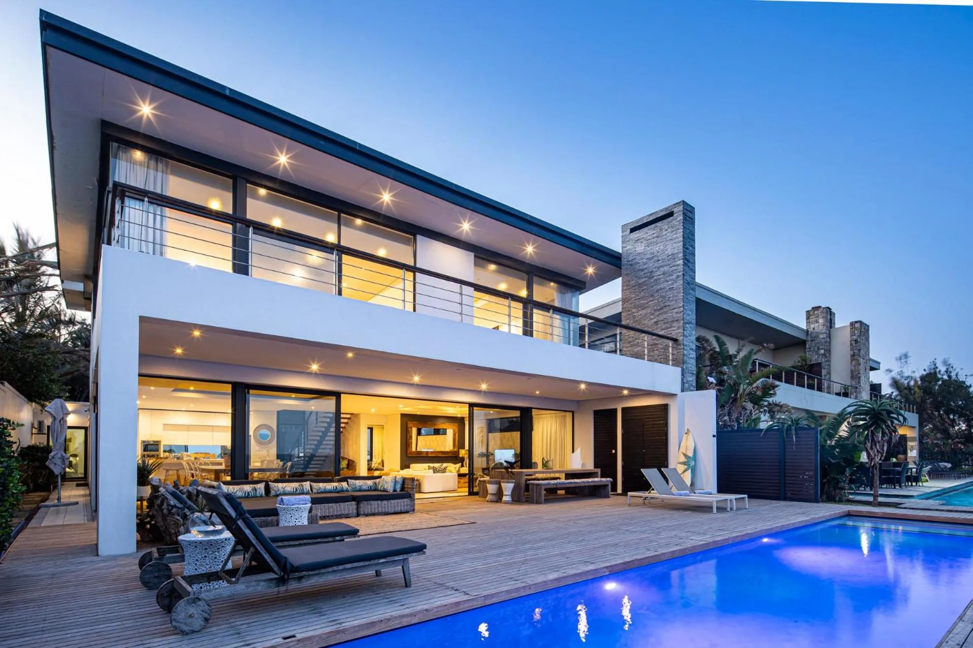 Dolphin Coast YOLO Spaces - Beach House Villa