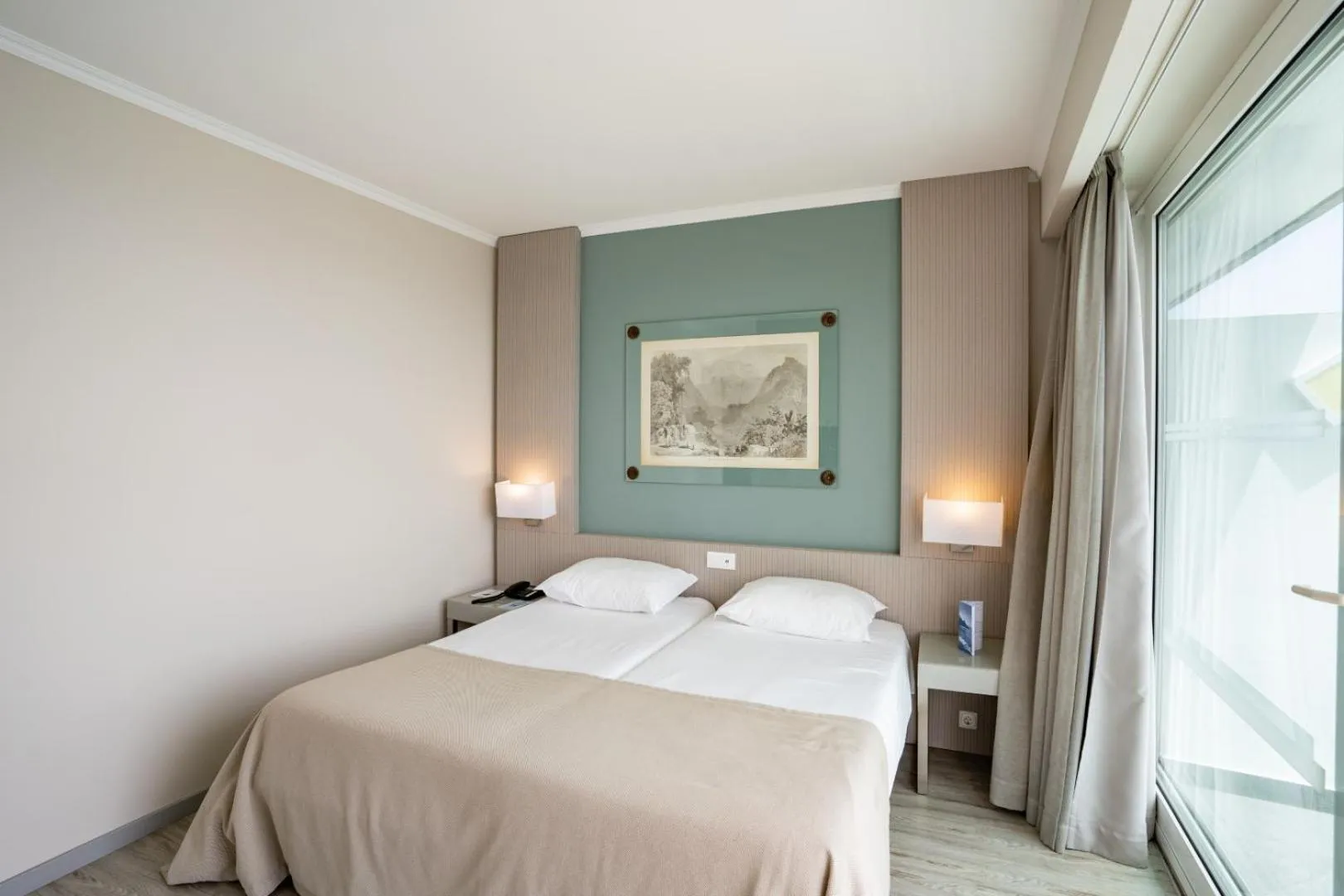 Bedroom, Bed in Hotel Orca Praia - Adults Only