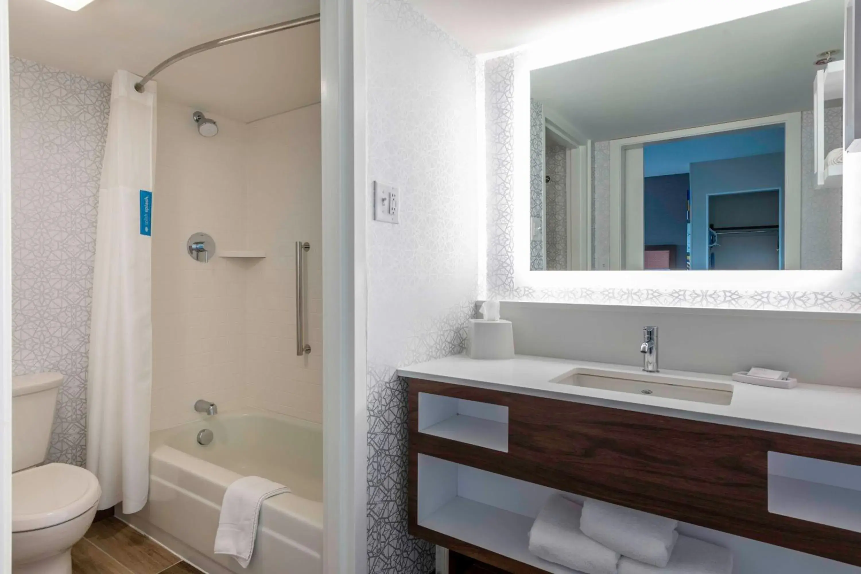 Bathroom in Hampton Inn Manchester Downtown Bathroom in Hampton Inn Manchester Downtown