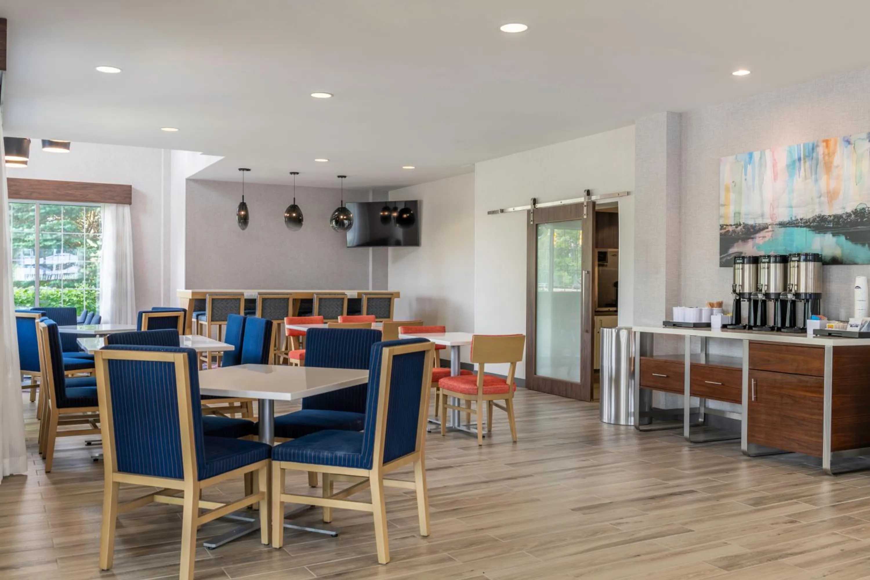 Breakfast in La Quinta by Wyndham Manchester