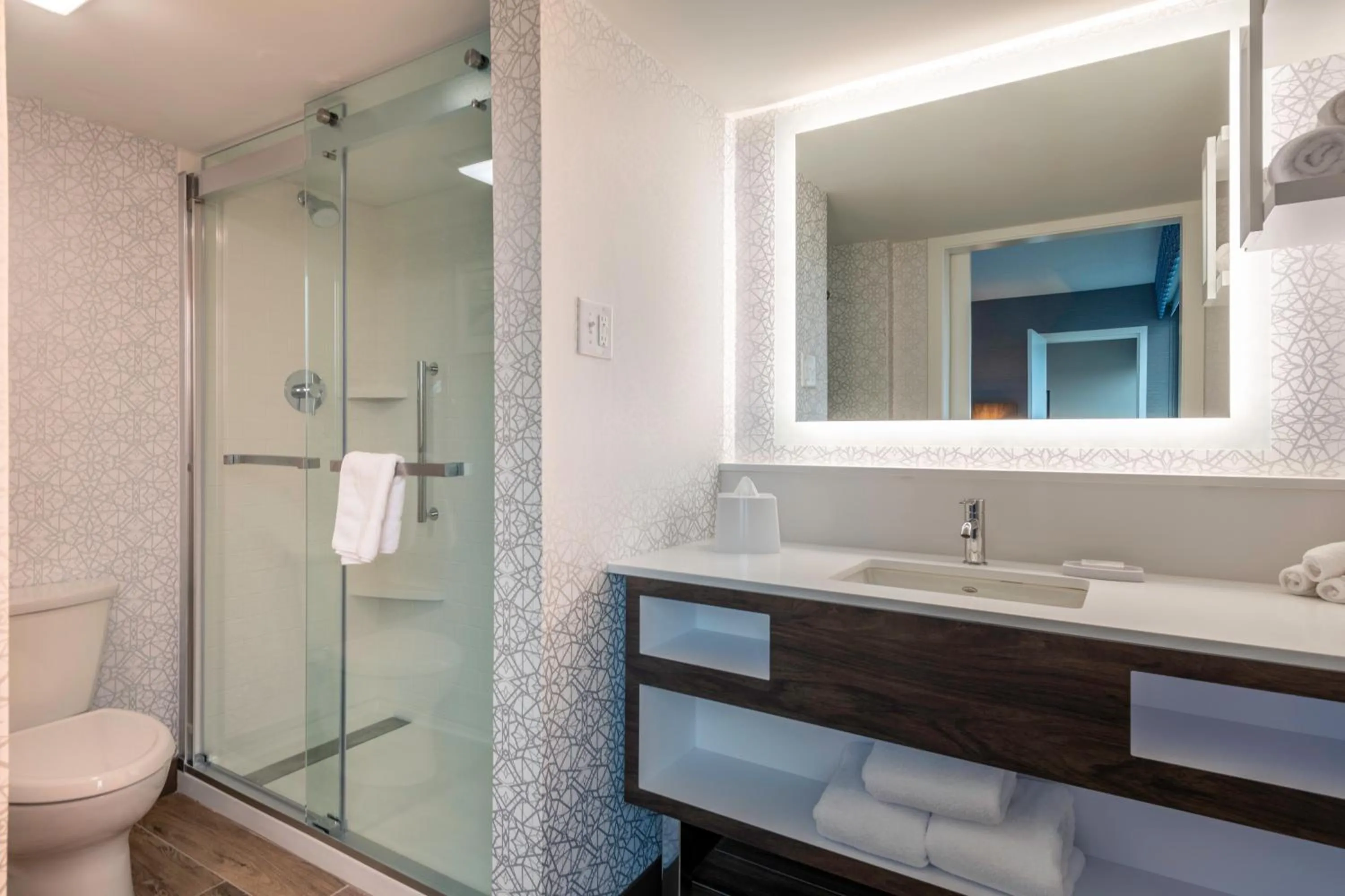 Bathroom in La Quinta by Wyndham Manchester