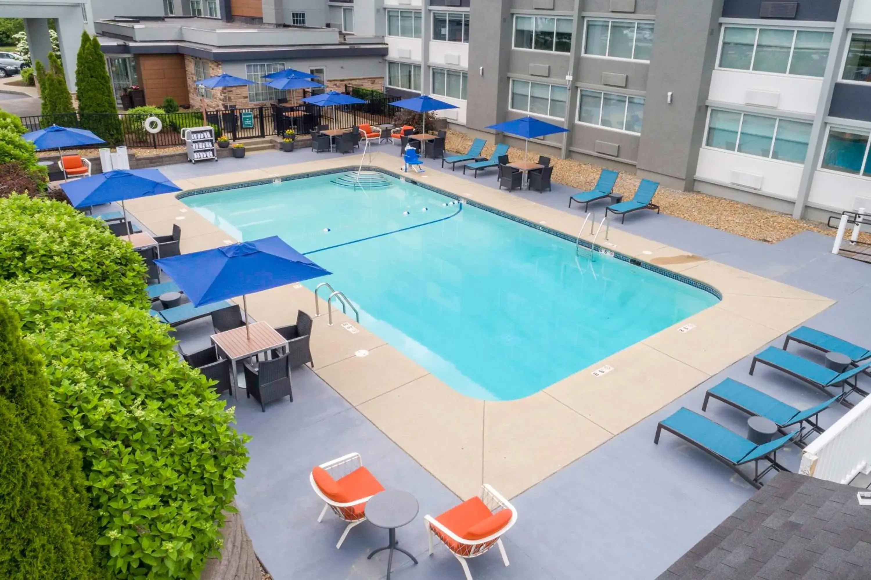Pool view in Hampton Inn Manchester Downtown Pool view in Hampton Inn Manchester Downtown