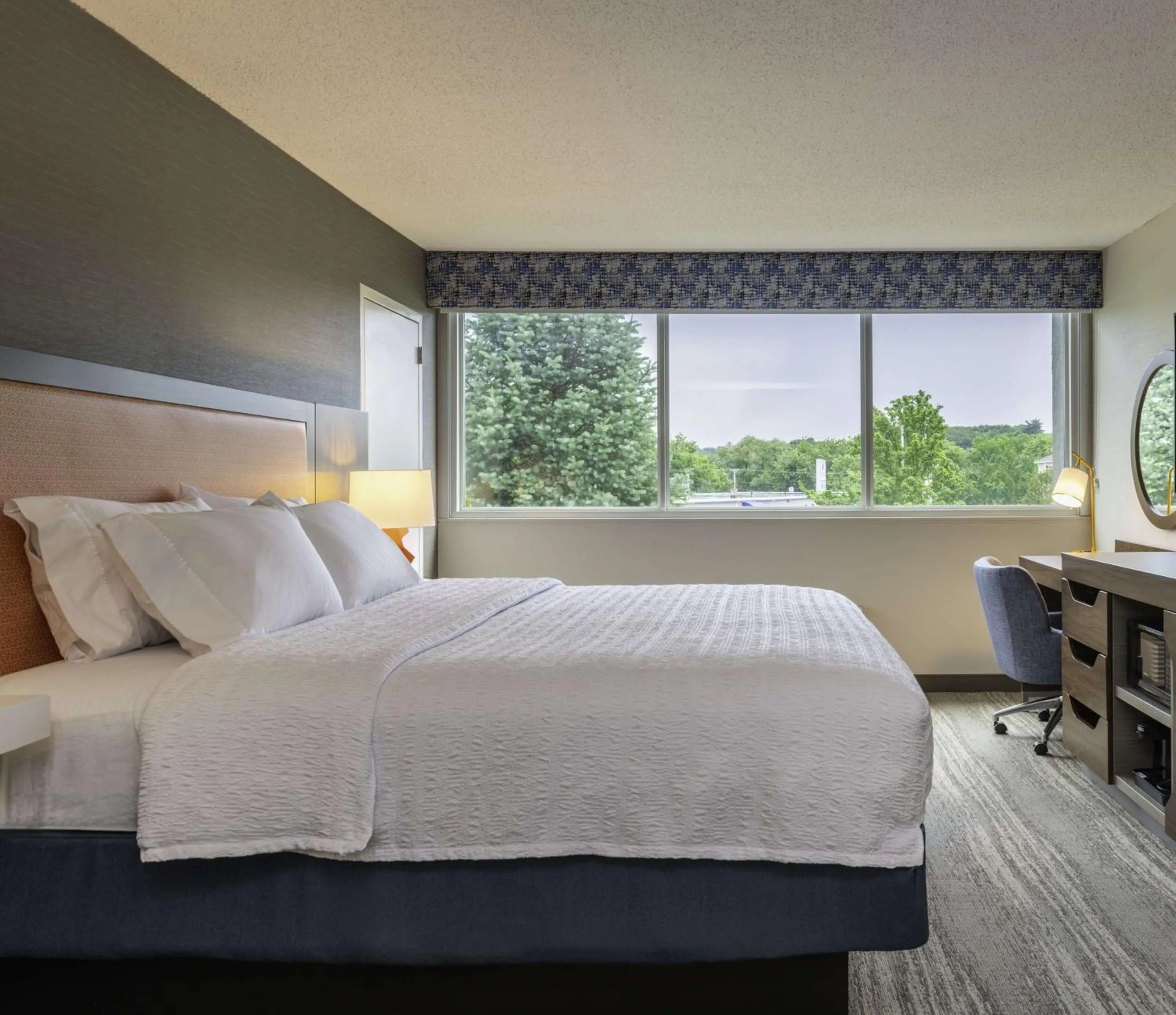 Bed in Hampton Inn Manchester Downtown