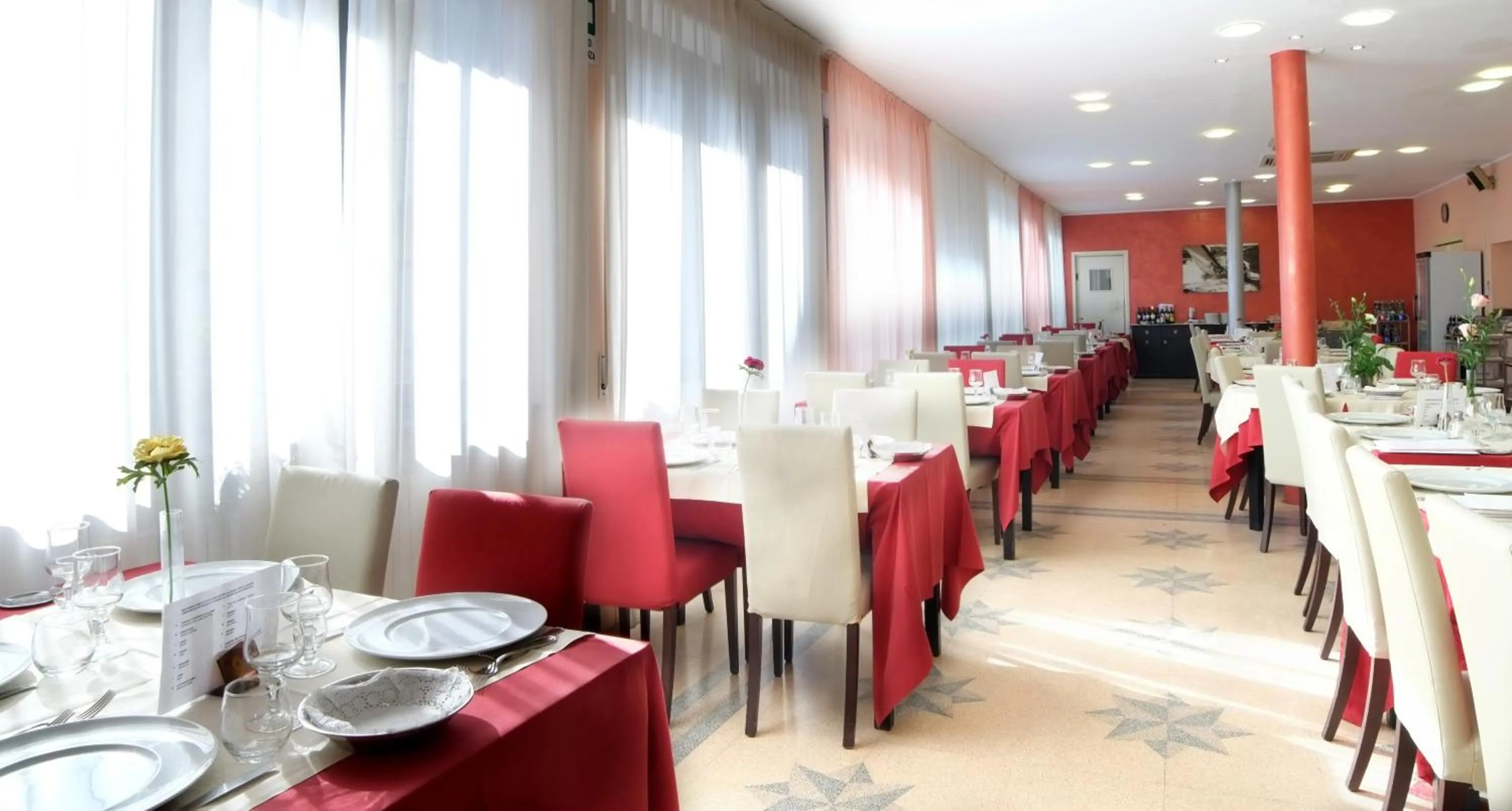 Restaurant/places to eat in Villa Gioiosa