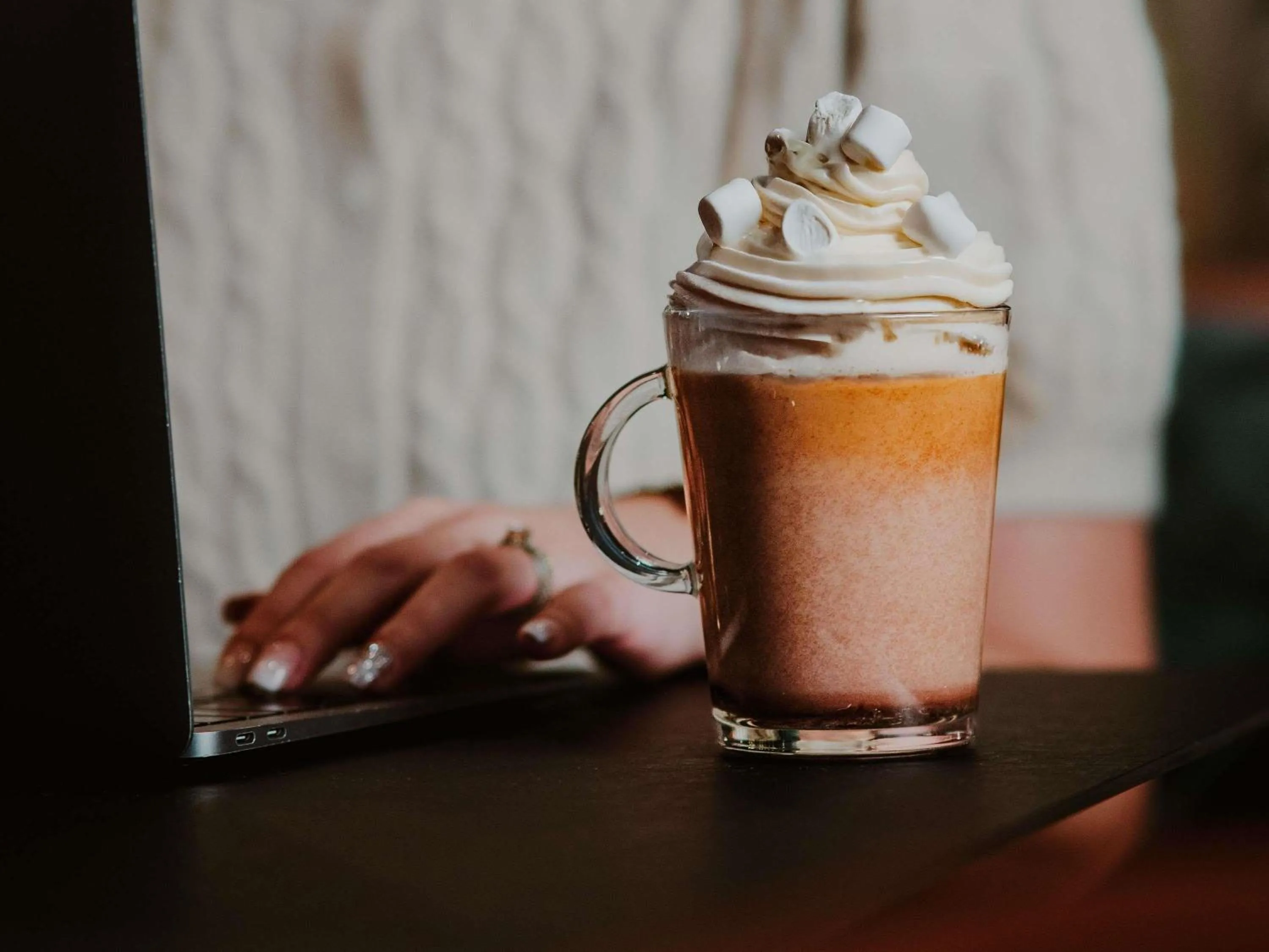 Lounge or bar in Mercure Valenciennes Centre
