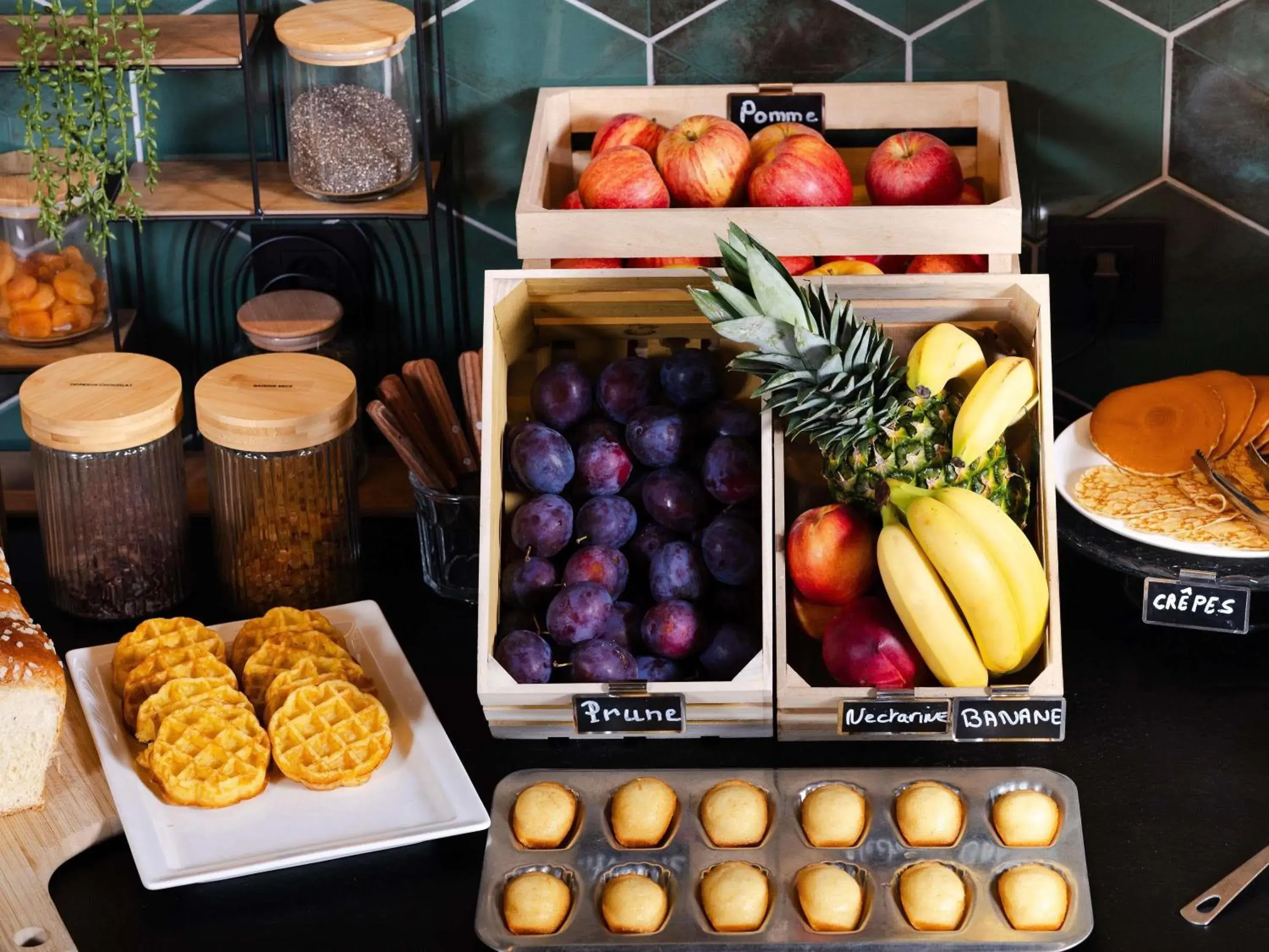 Breakfast in Mercure Valenciennes Centre Breakfast in Mercure Valenciennes Centre