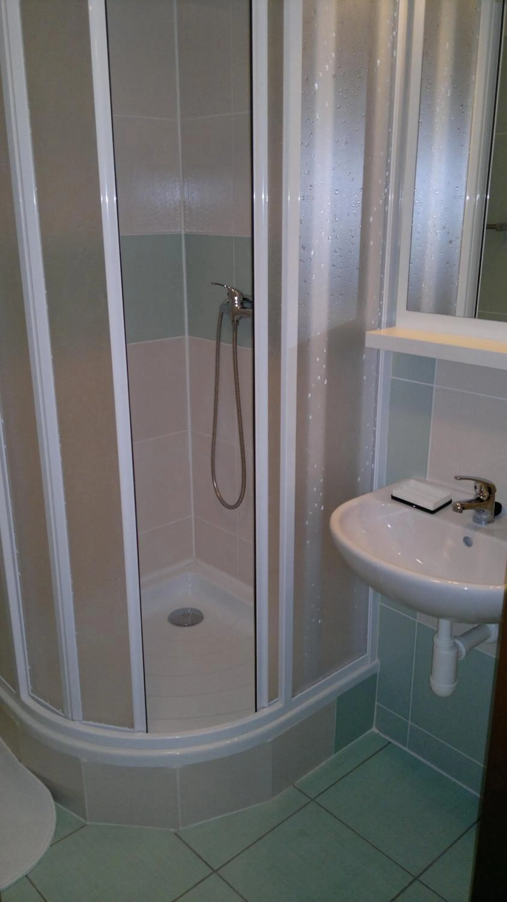 Bathroom in Hotel Terek