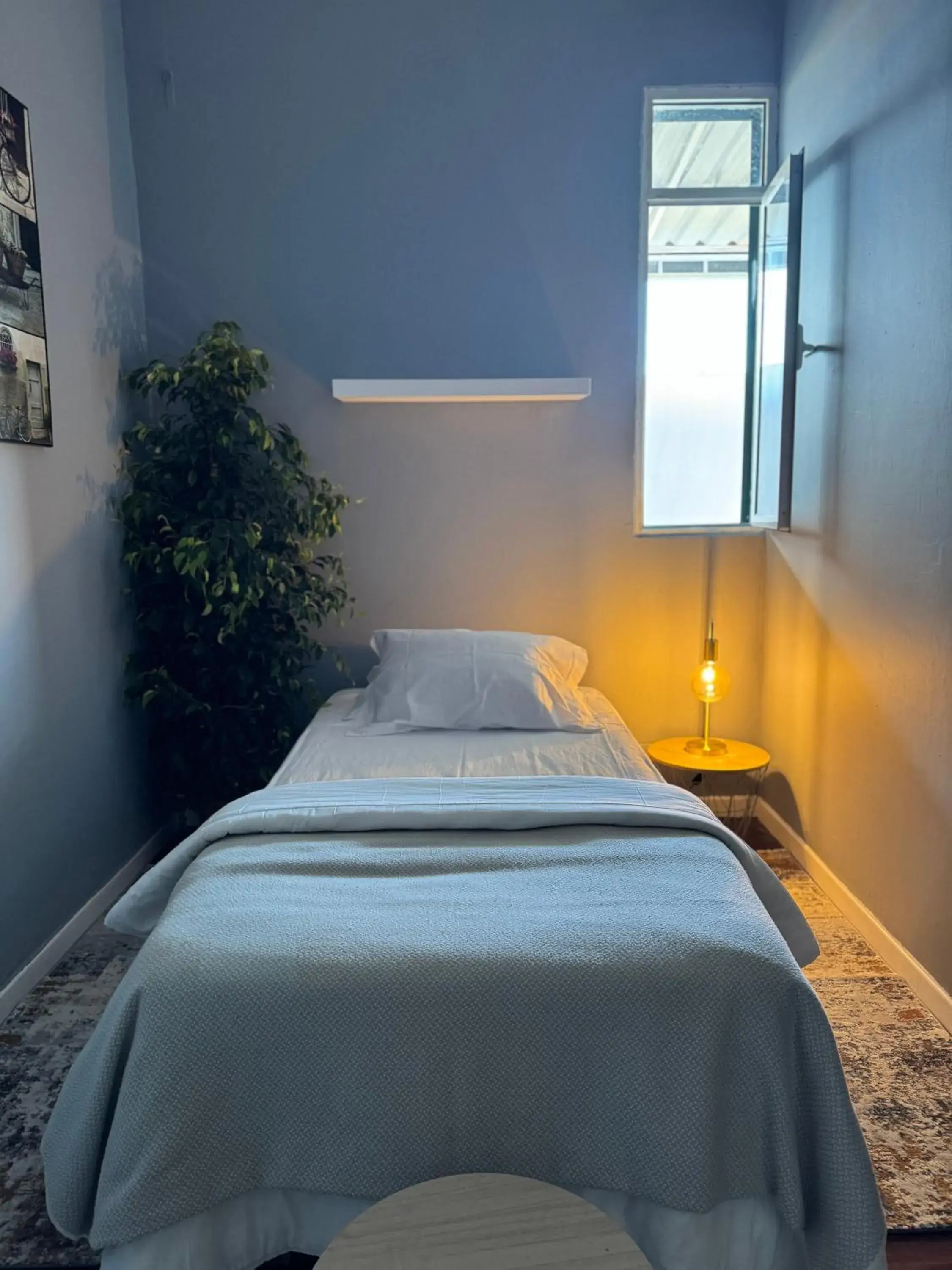 Bed in Residencial Funchal Bed in Residencial Funchal