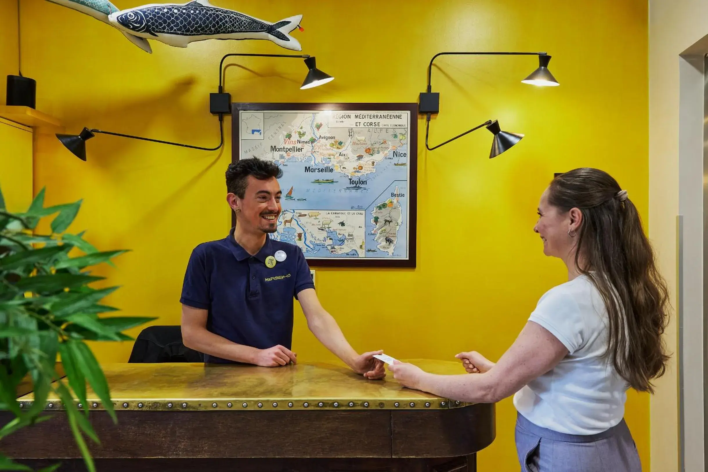 Lobby or reception in Hotel Marsiho by Happyculture Lobby or reception in Hotel Marsiho by Happyculture