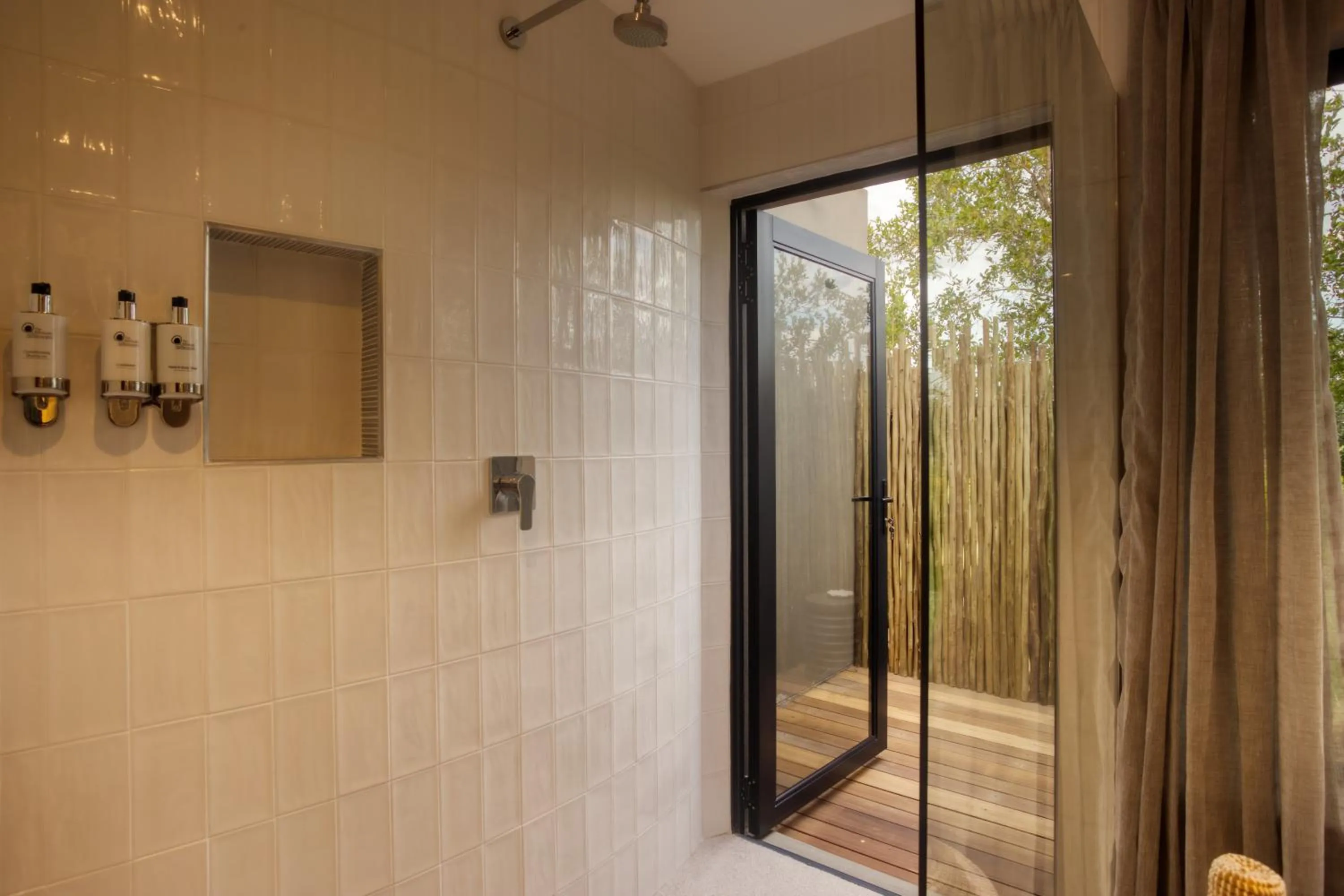 Shower in Klaserie Drift Misava