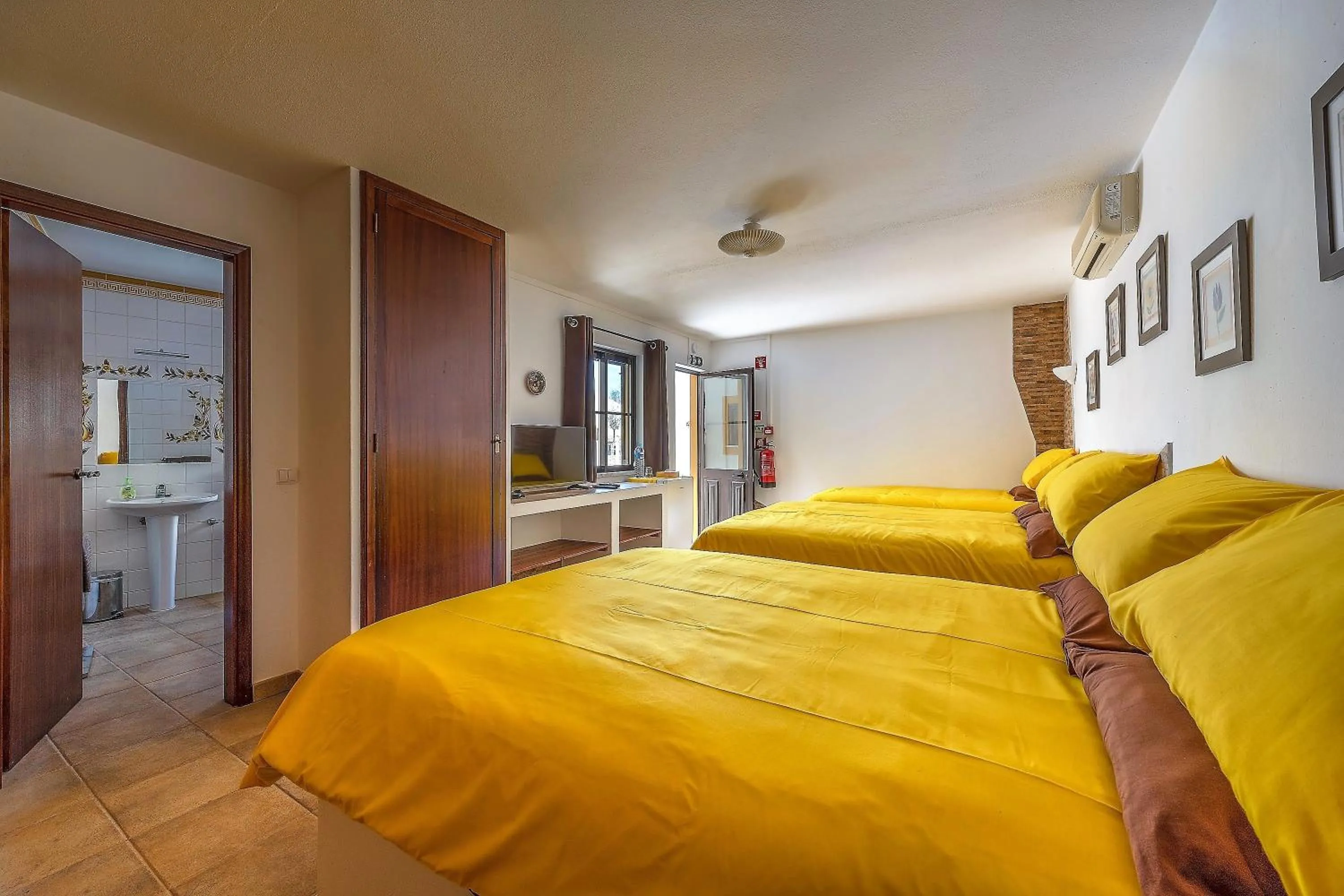 Bedroom, Bed in Casa dos Ninos
