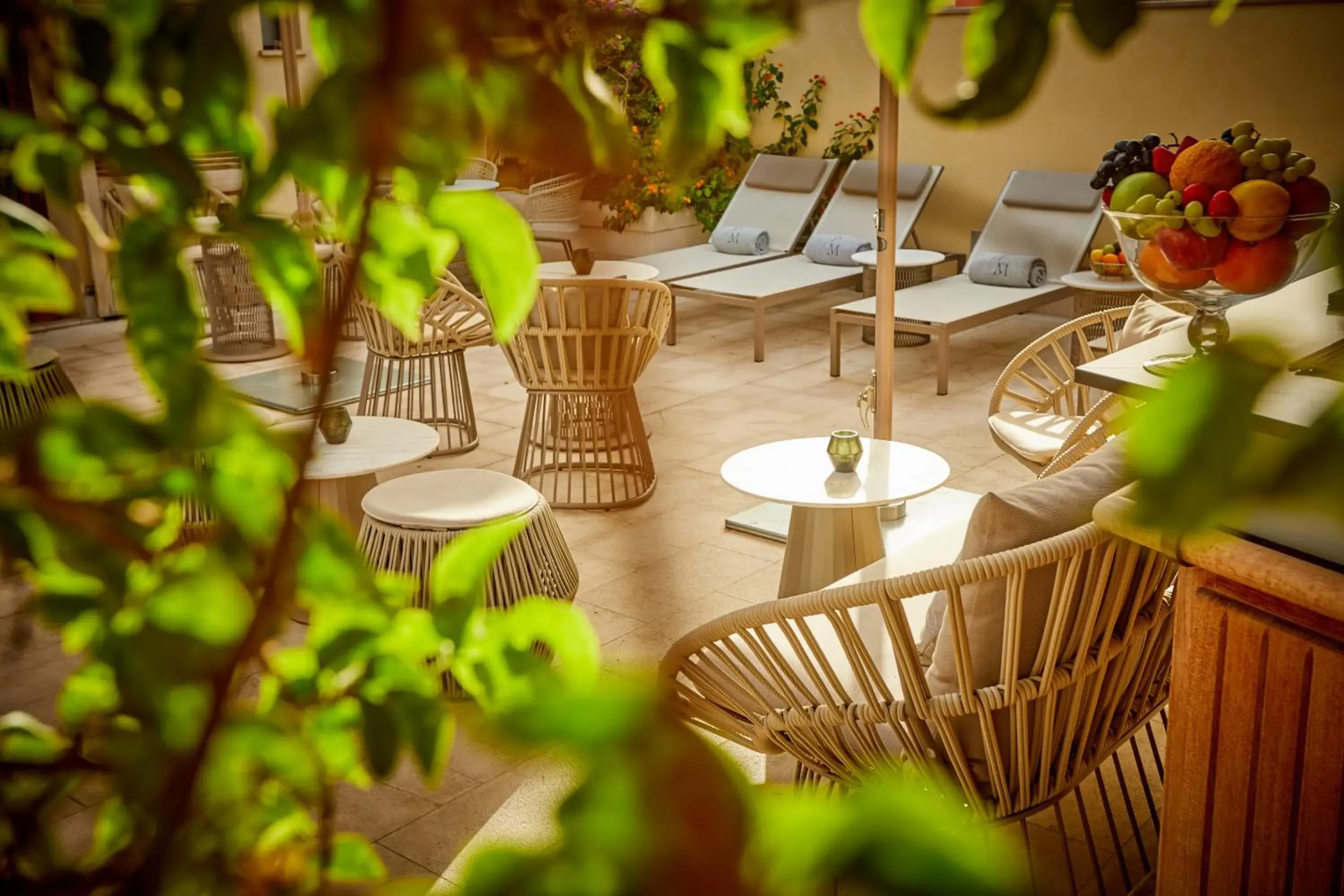 Lounge or bar in Palacio Can Marqués by Puro Lounge or bar in Palacio Can Marqués by Puro