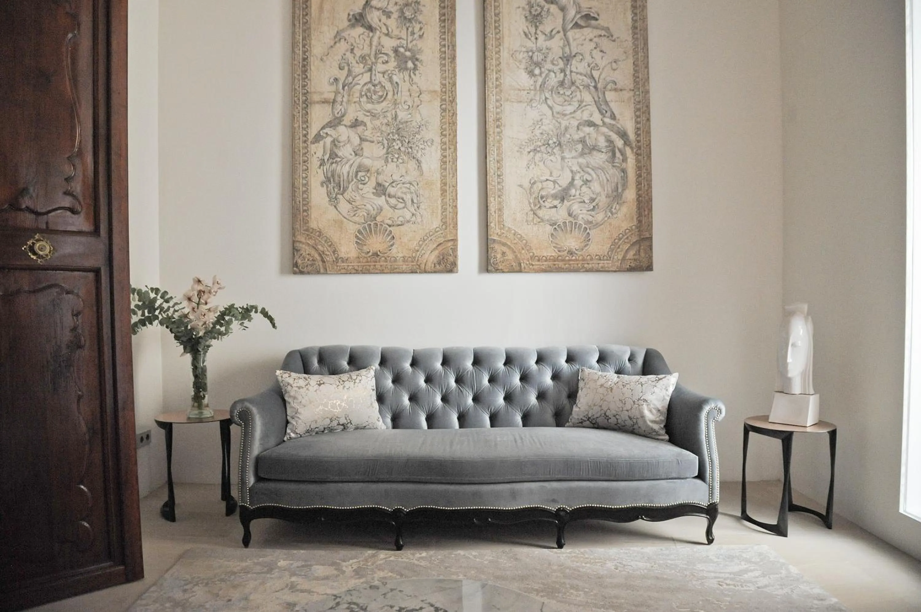 Living room in Palacio Can Marqués by Puro