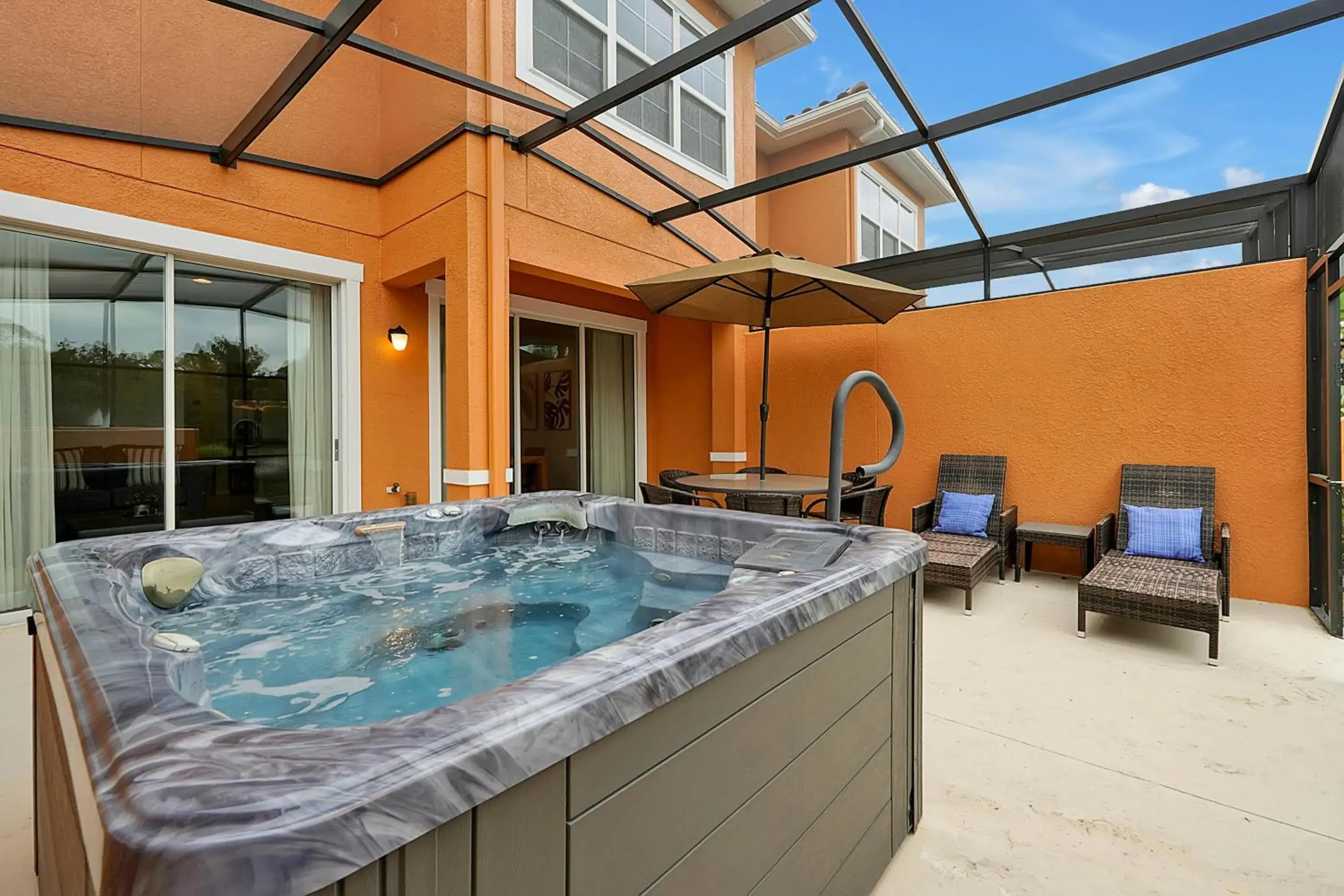 Patio, Swimming Pool in Regal Oaks A Clc World Resort - Kissimmee