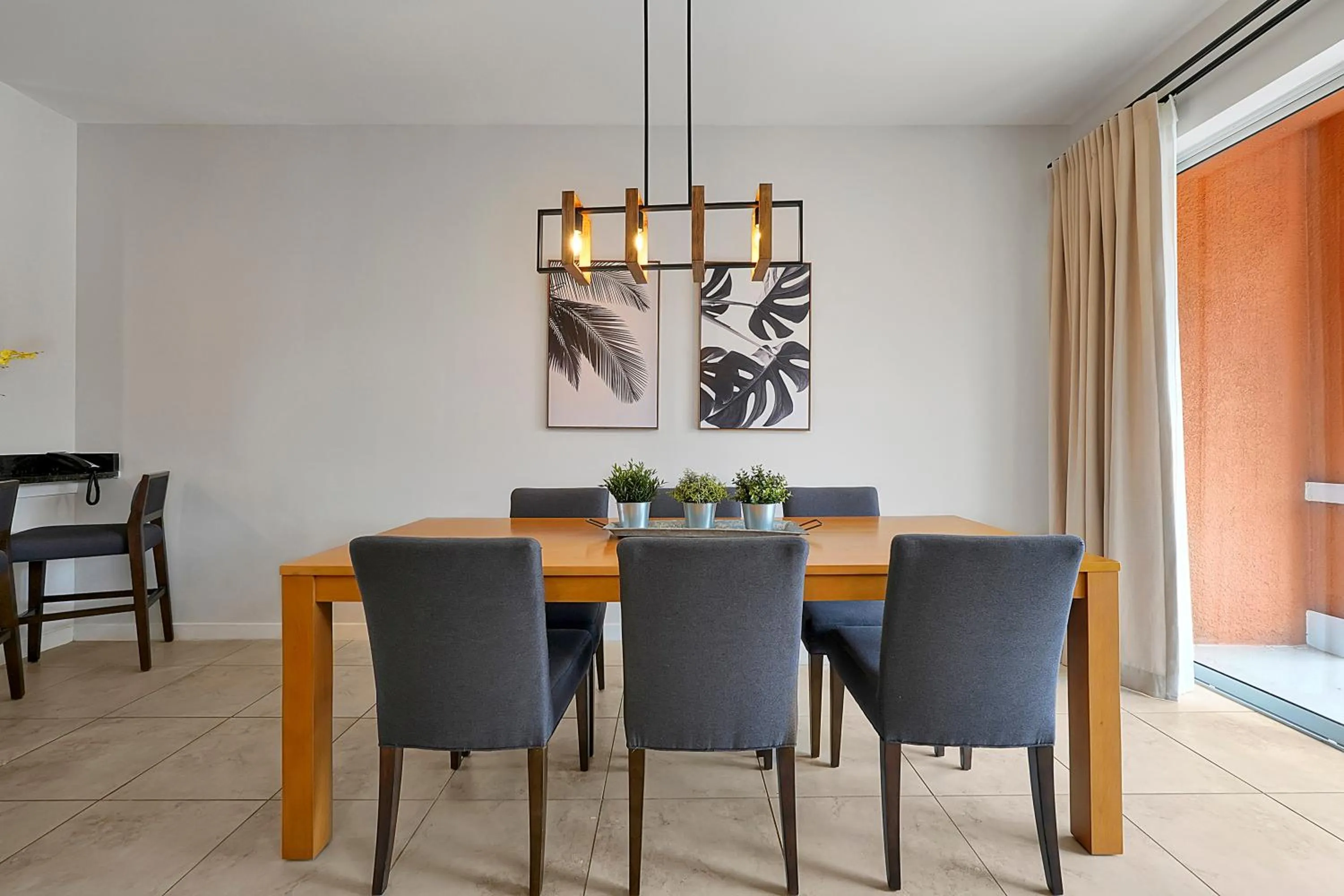 Living room, Dining Area in Regal Oaks A Clc World Resort - Kissimmee