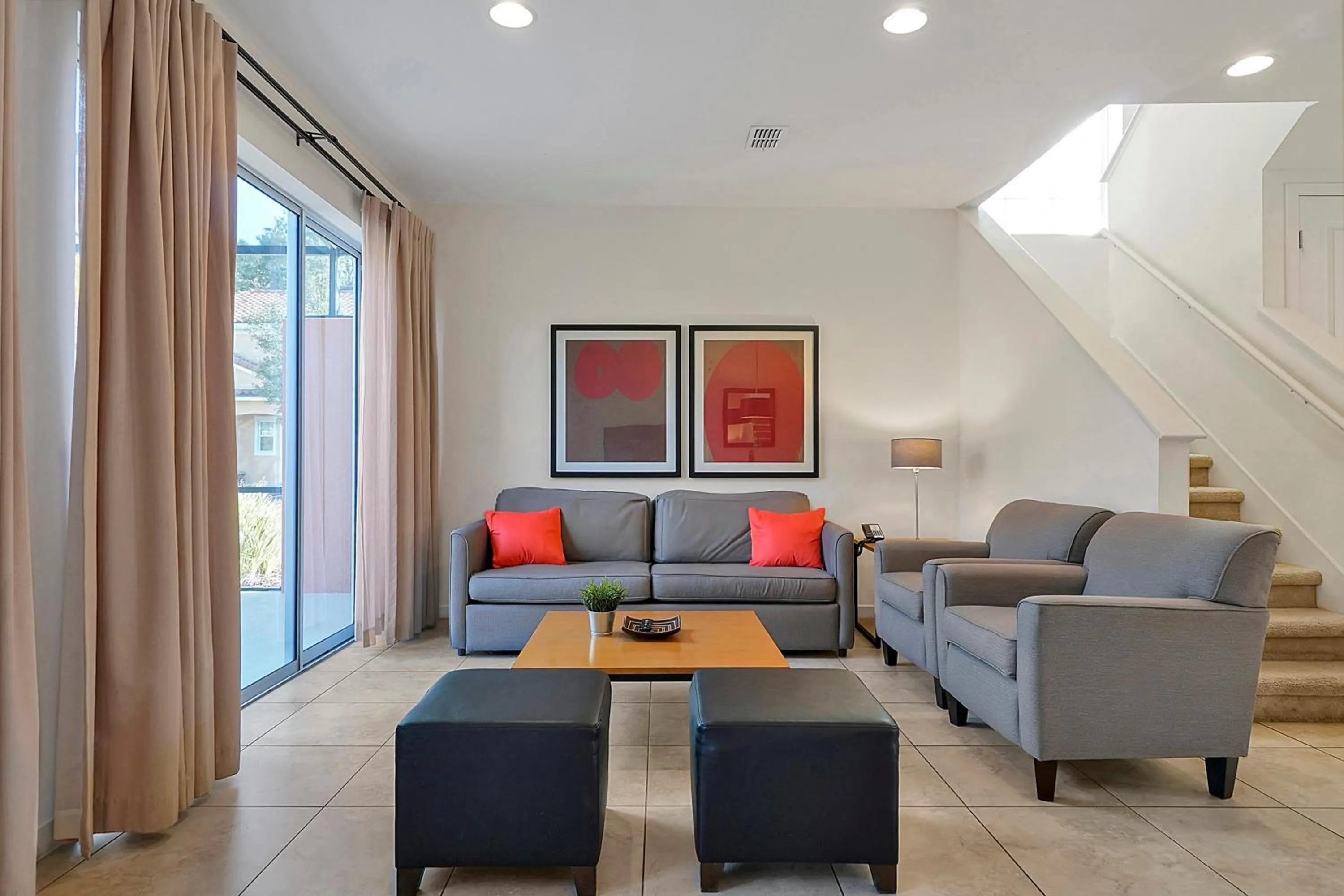 Living room, Seating Area in Regal Oaks A Clc World Resort - Kissimmee