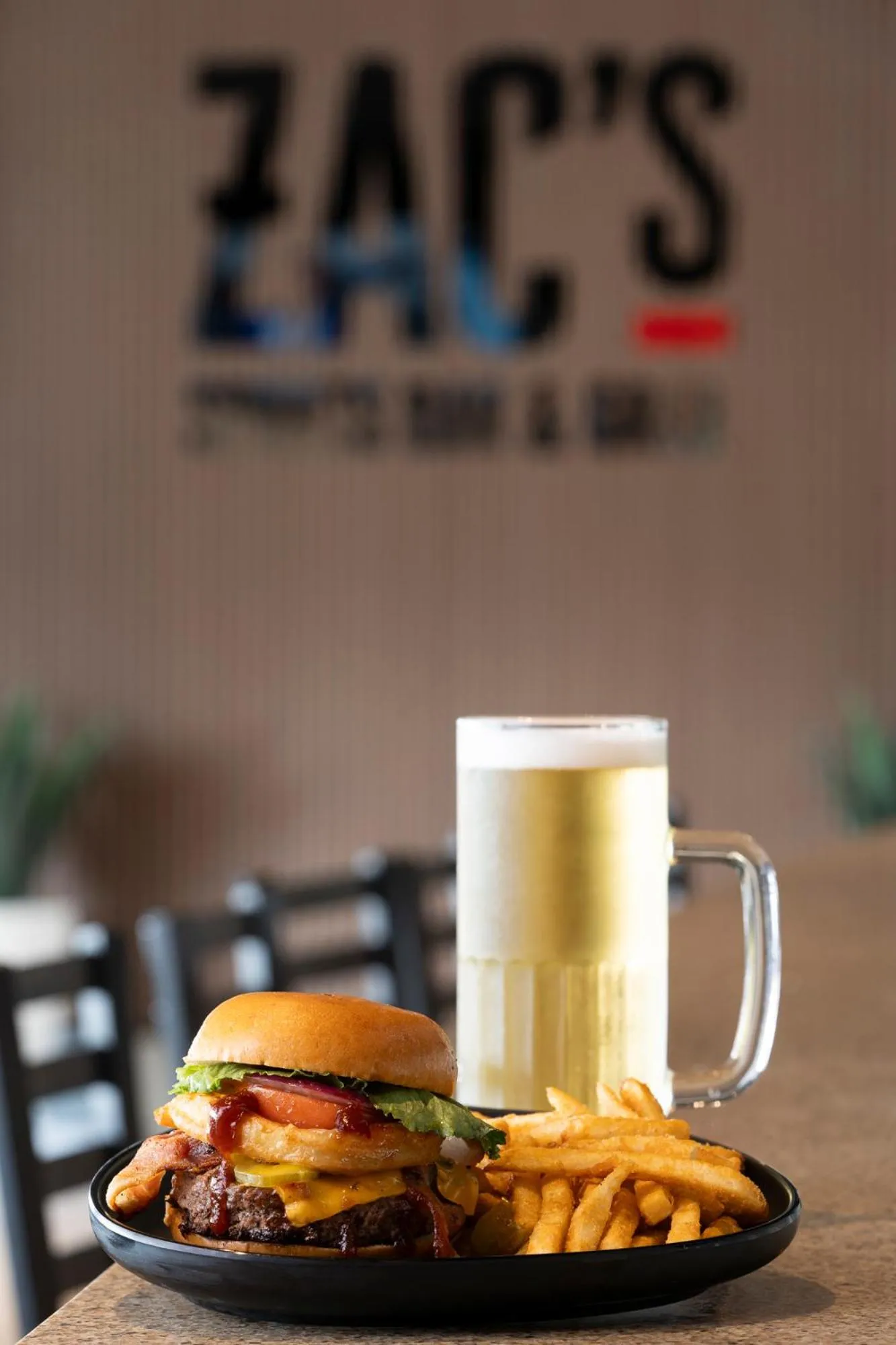 Restaurant/places to eat in Regal Oaks Resort Vacation Townhomes by IDILIQ - Free Private Hot tub!